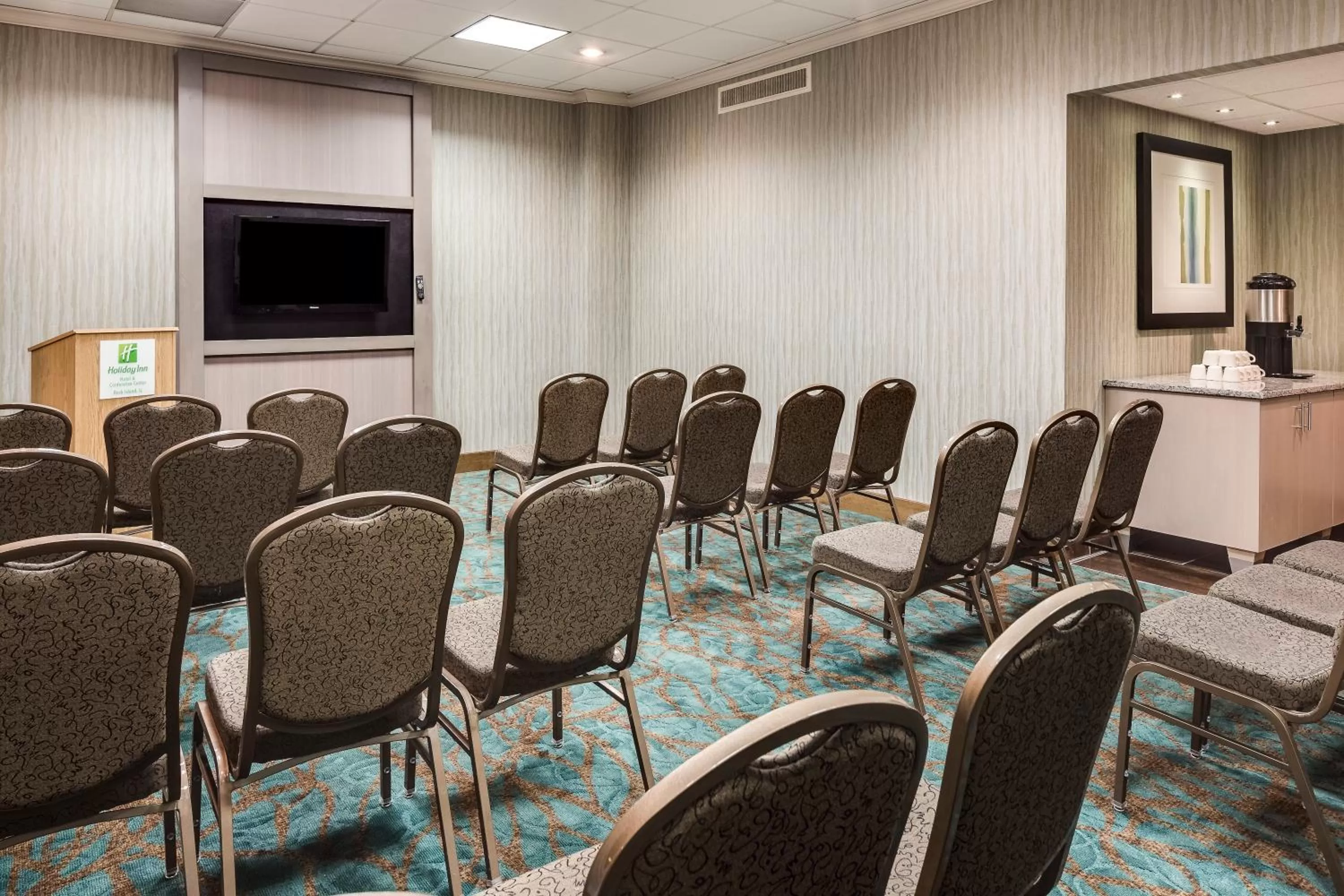 Meeting/conference room in Holiday Inn Rock Island-Quad Cities by IHG