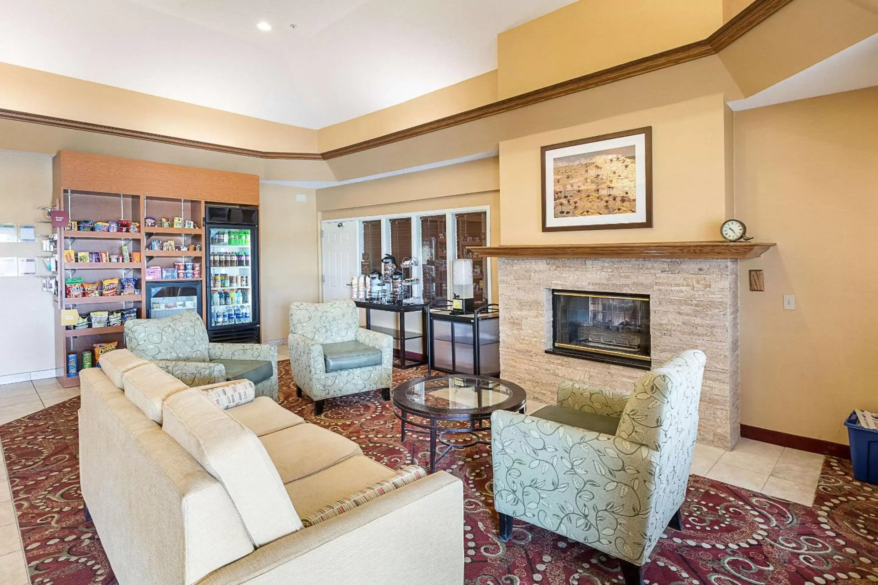 Lobby or reception, Seating Area in Comfort Suites Saginaw