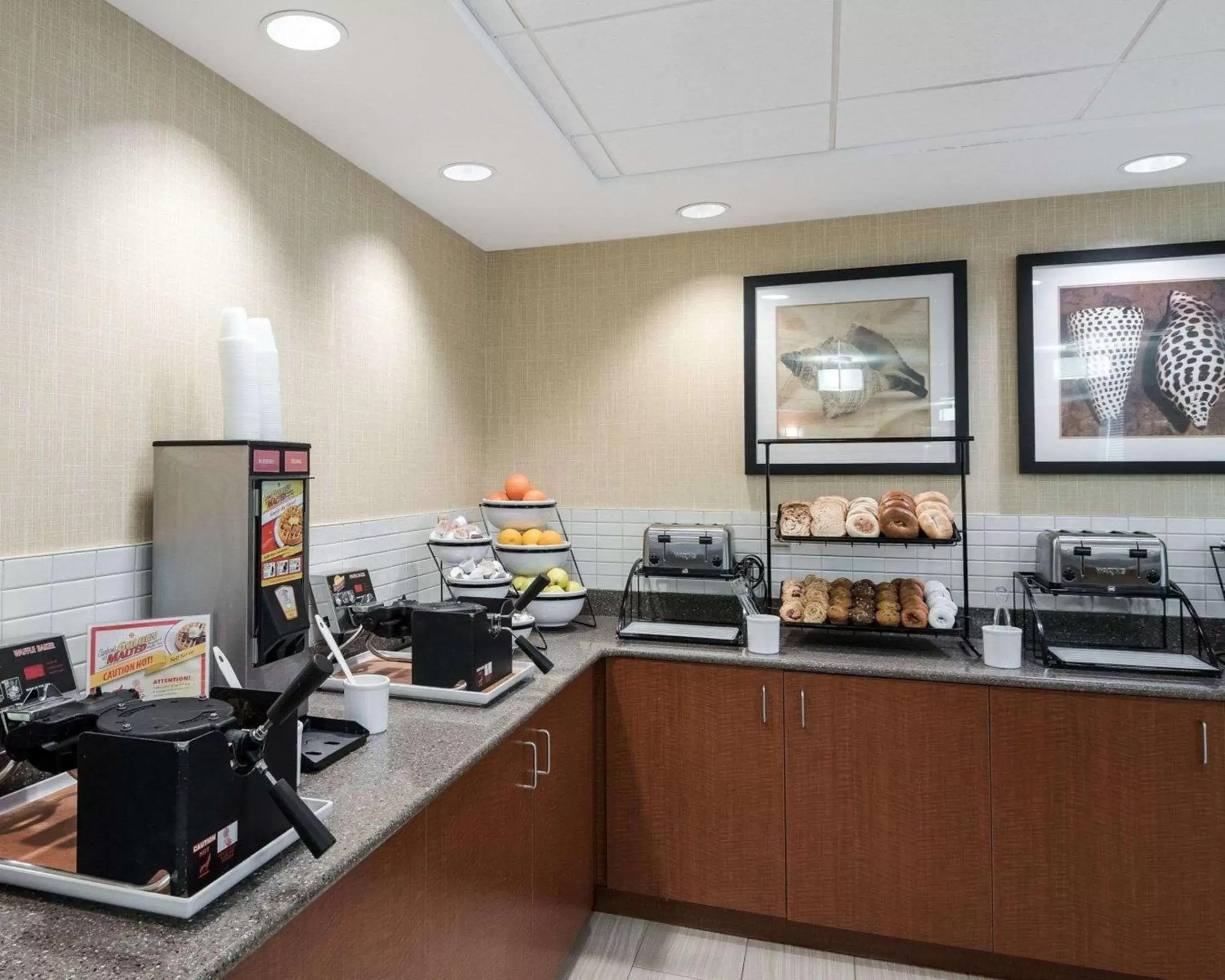 Restaurant/places to eat in Comfort Inn - Rehoboth