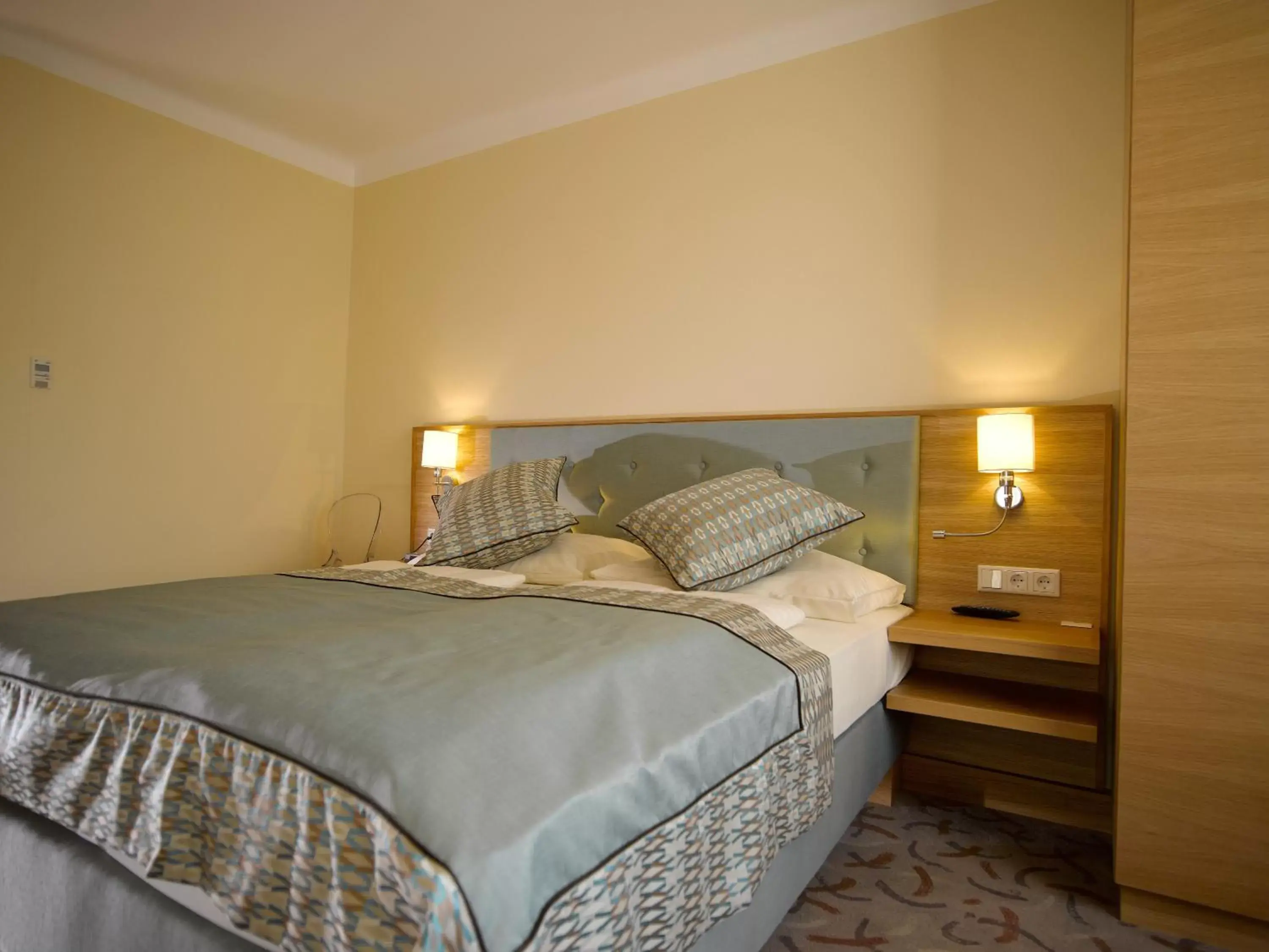 Classic Double Room in Hotel Drei Raben Classic Double Room in Hotel Drei Raben