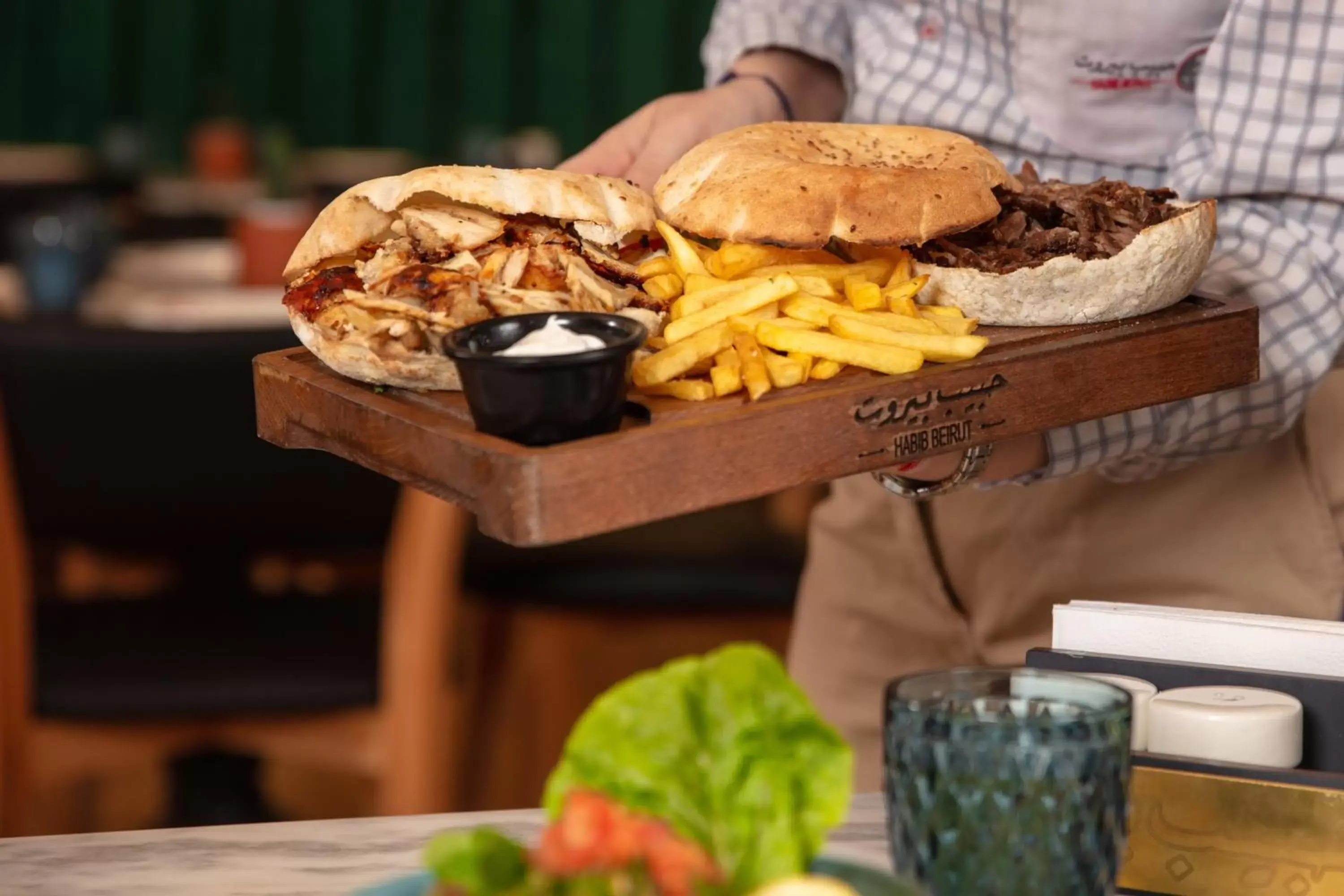 Restaurant/places to eat in The Abdali Boulevard Hotel Restaurant/places to eat in The Abdali Boulevard Hotel