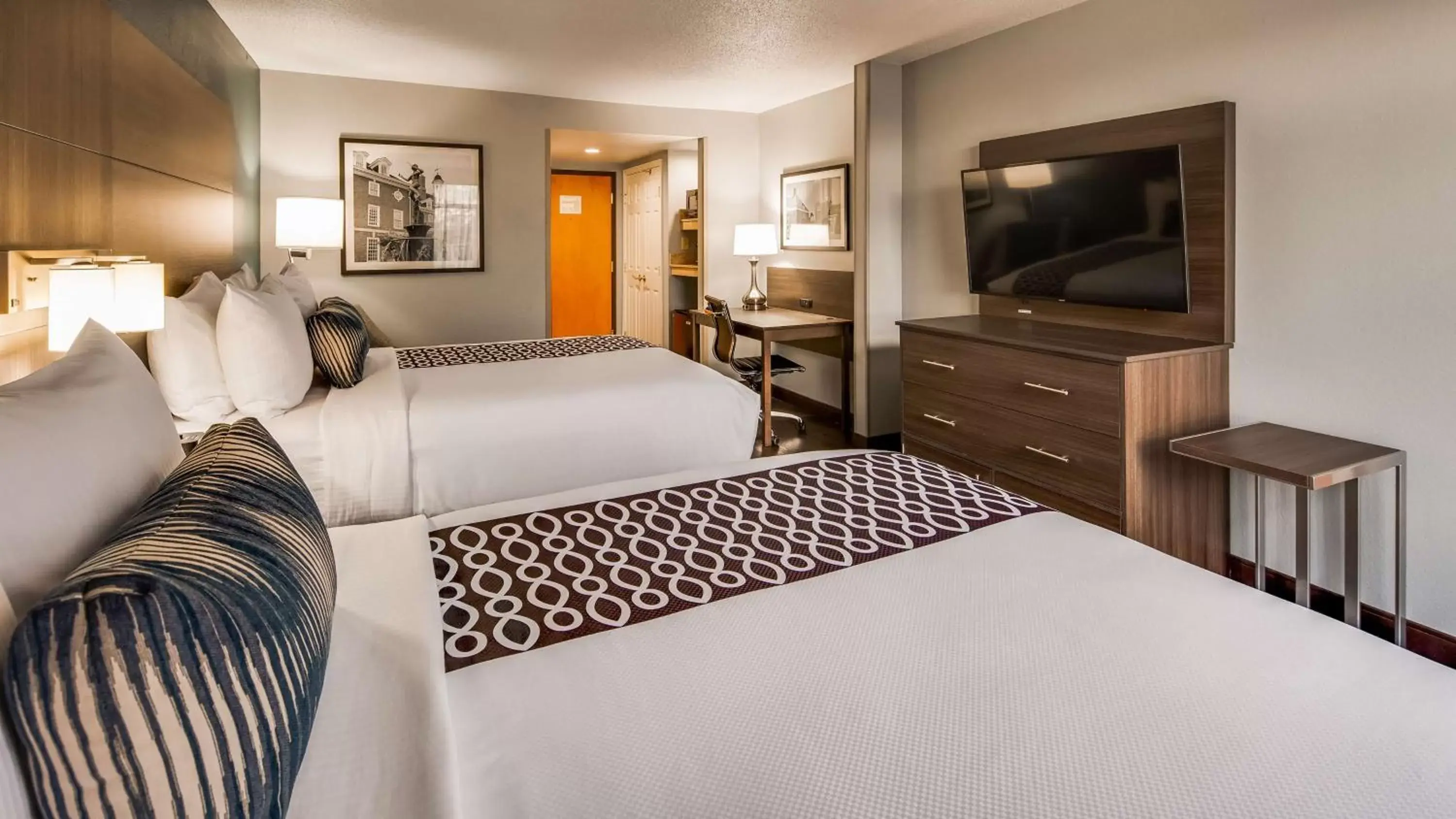 Bedroom, Bed in Best Western Plus Champaign/Urbana Inn