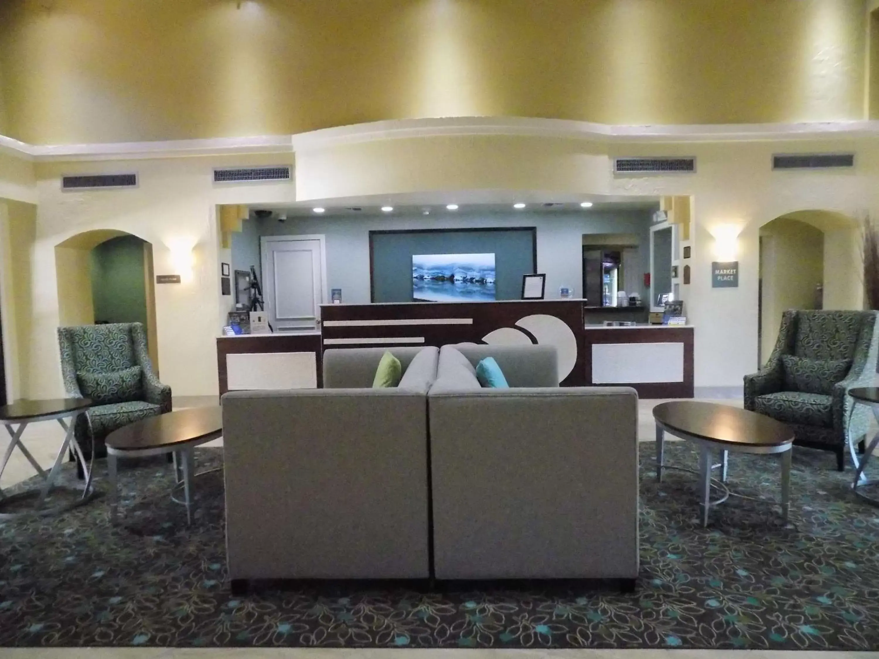 Lobby or reception in Best Western Plus Deerfield Beach Hotel & Suites