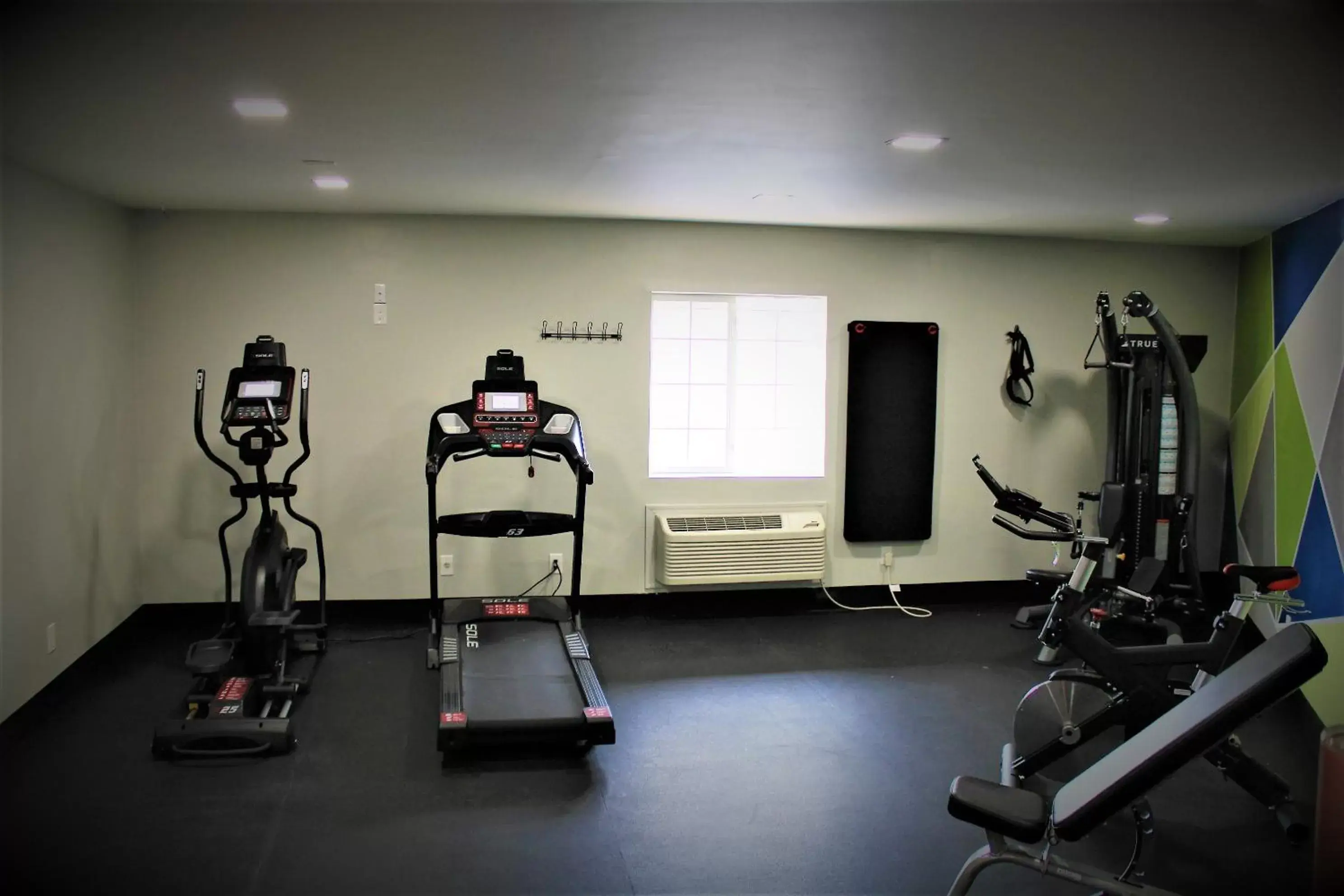 Fitness centre/facilities, Fitness Center/Facilities in Hotel Elev8 Flagstaff I-40 Exit 198 Butler Ave