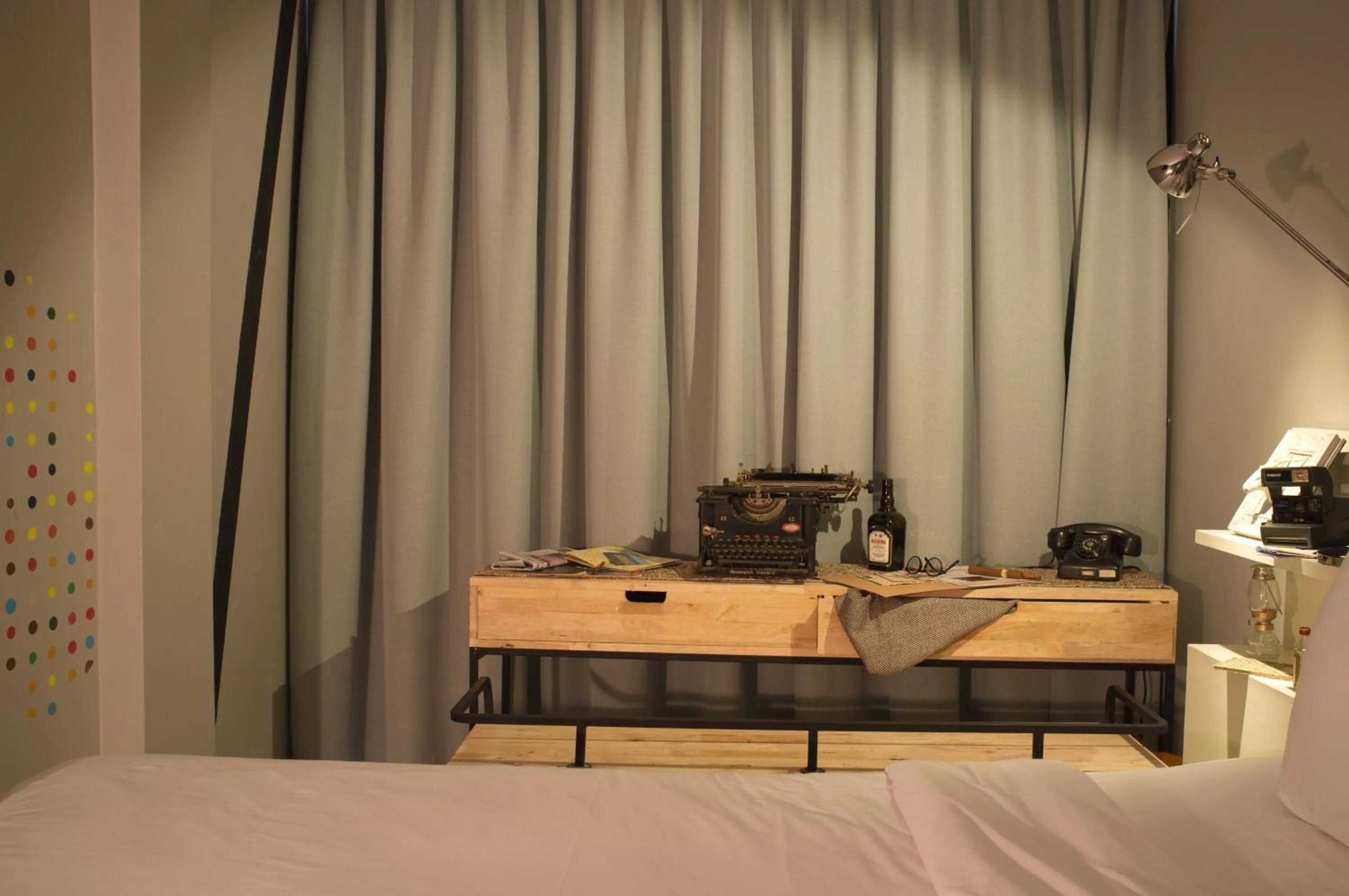 Decorative detail, Bed in The Secret Service