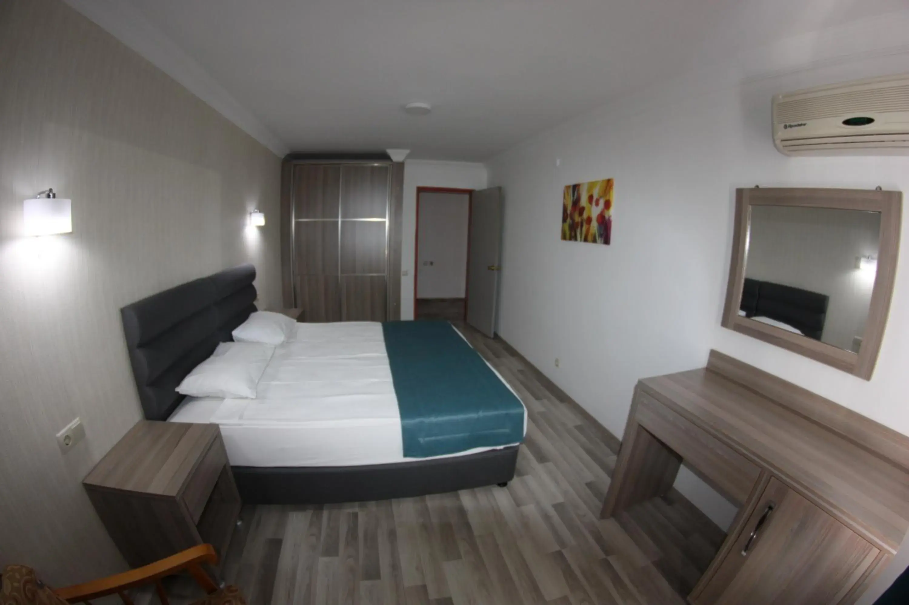 Photo of the whole room, Room Photo in Hotel Billurcu