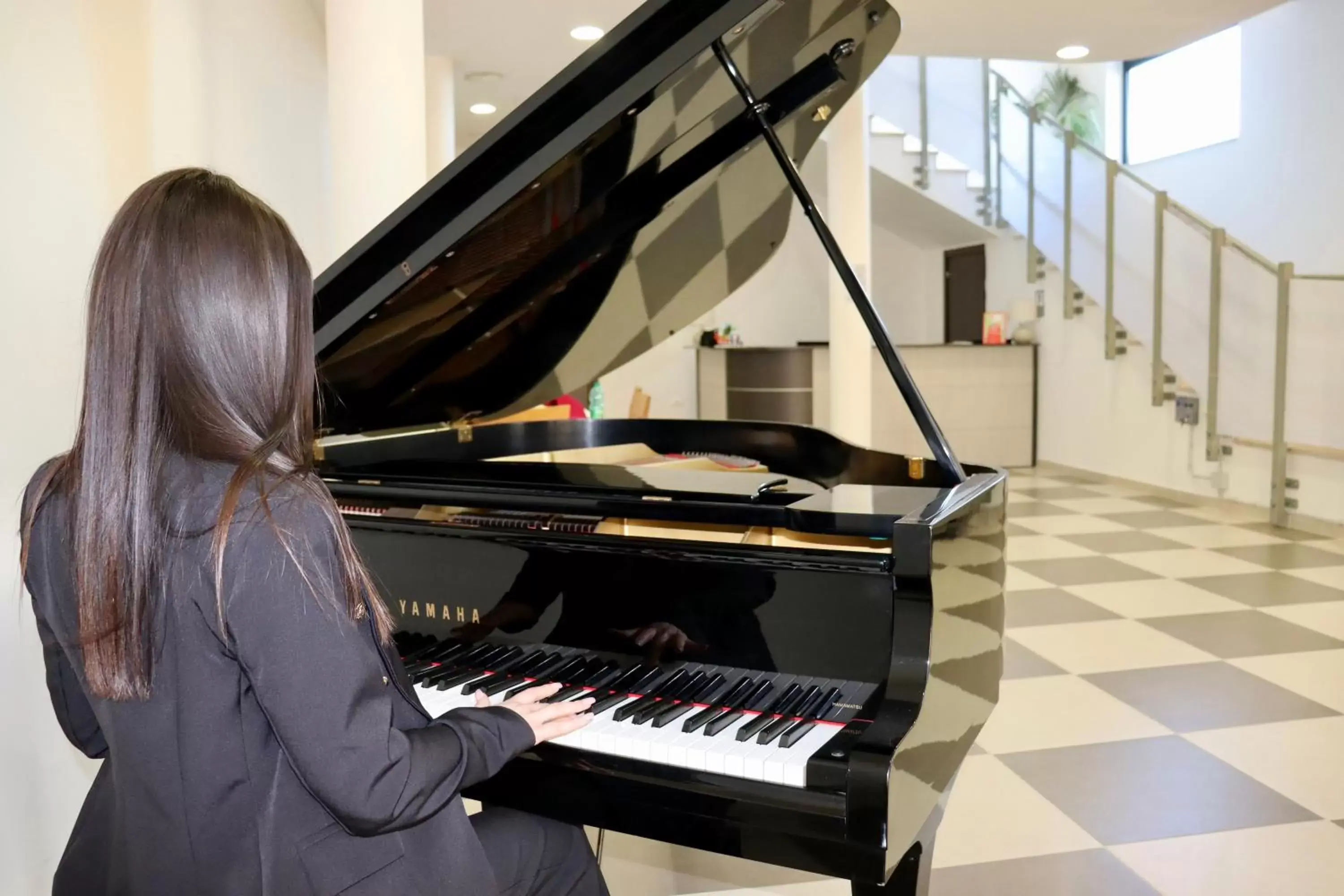 Lobby or reception in L'incontro