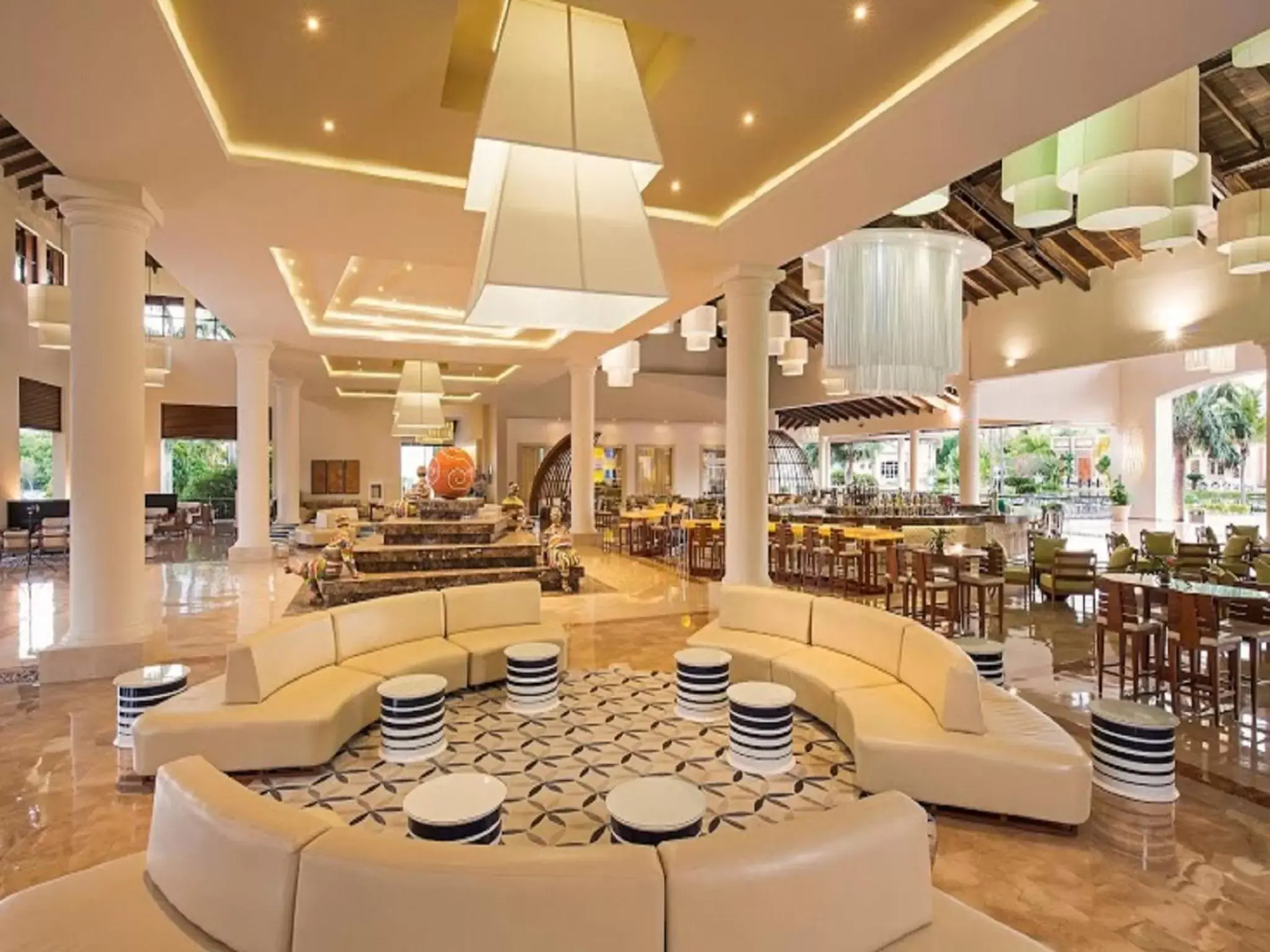 Lobby or reception, Restaurant/Places to Eat in Ocean Blue & Sand Beach Resort - All Inclusive