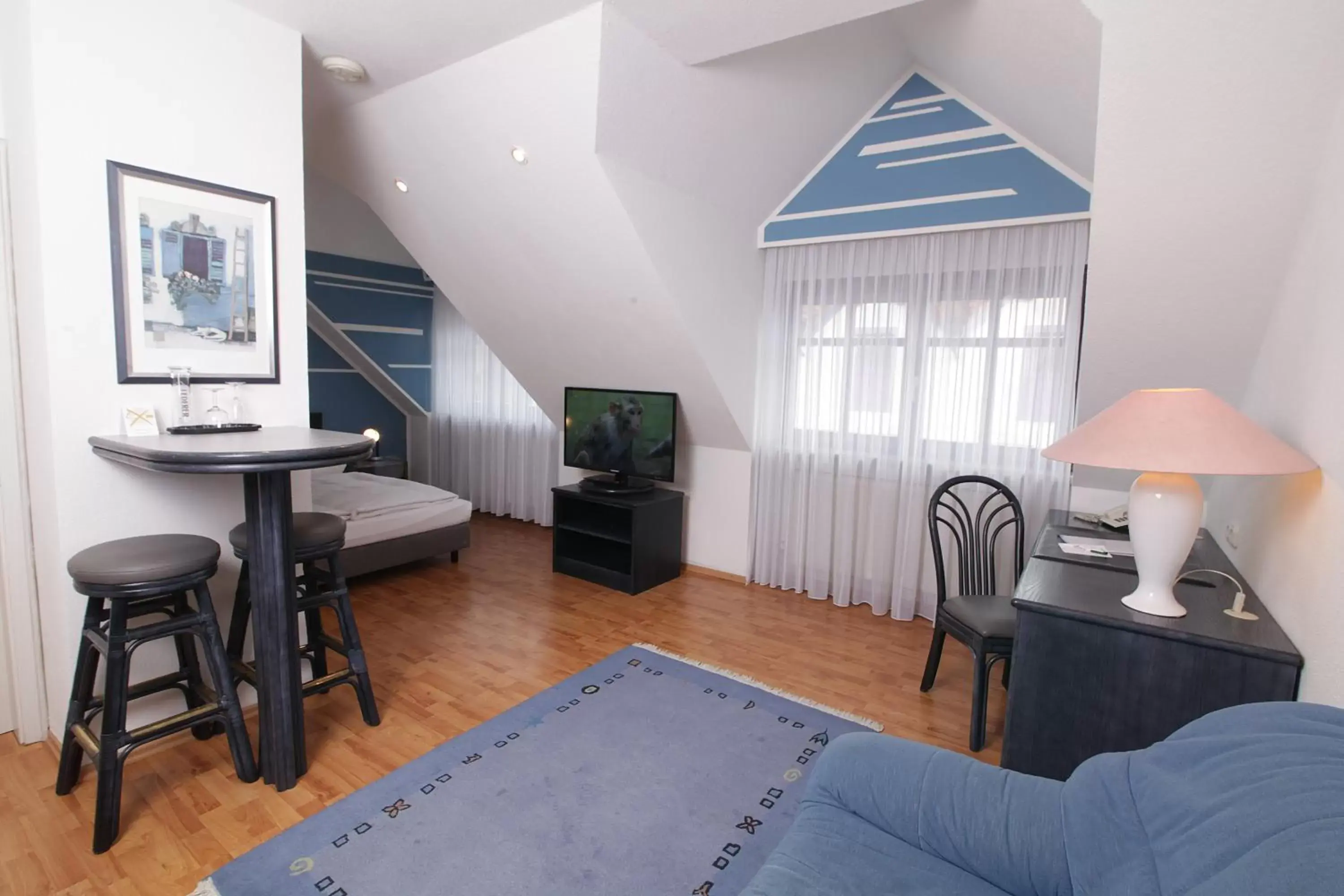 Living room, Bed in Art-Hotel Erlangen Living room, Bed in Art-Hotel Erlangen