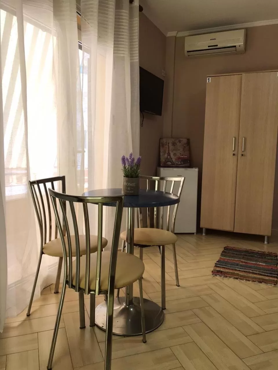 Hotel Durres Vila 53