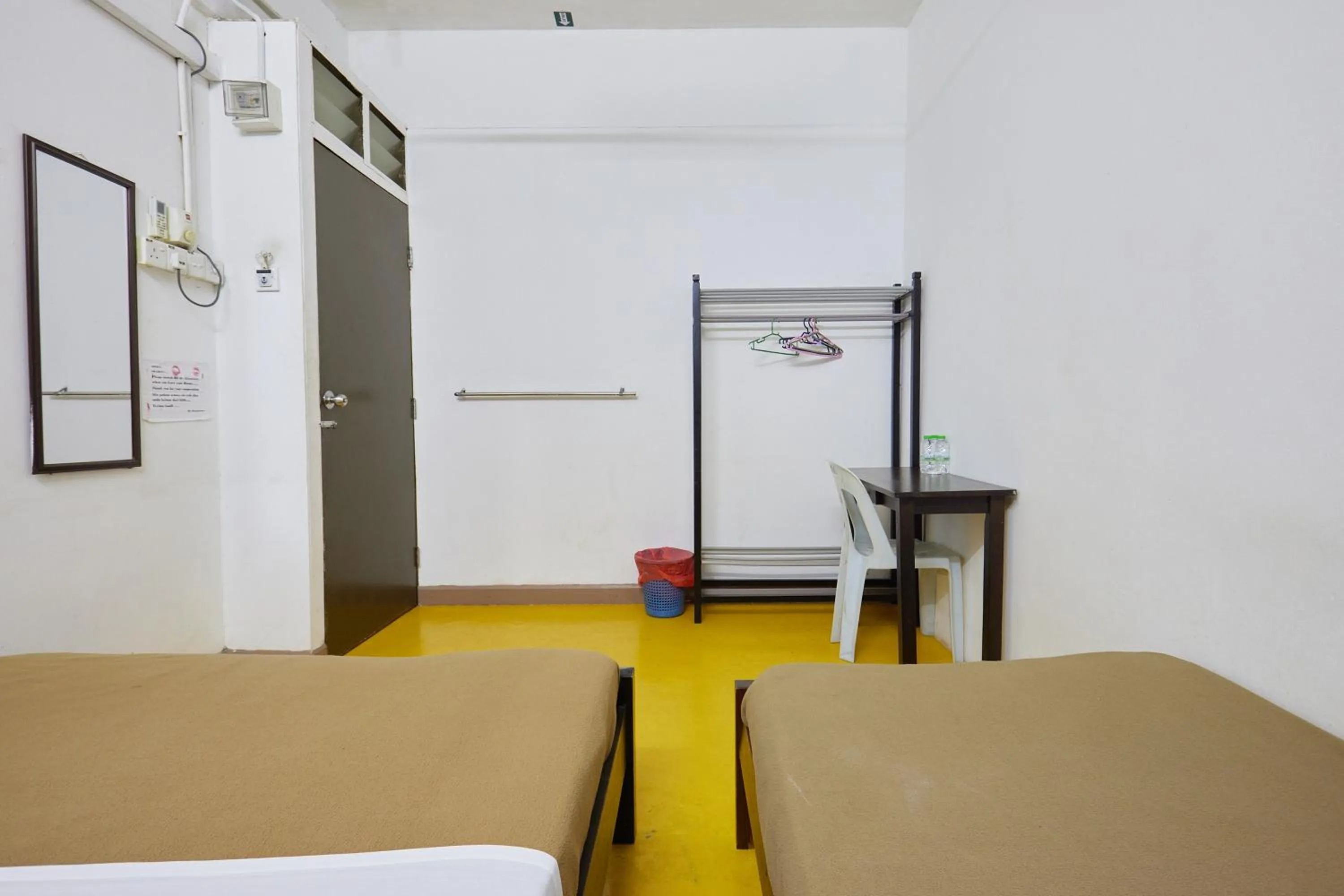 wardrobe in Uncle Guesthouse Kuala Terengganu