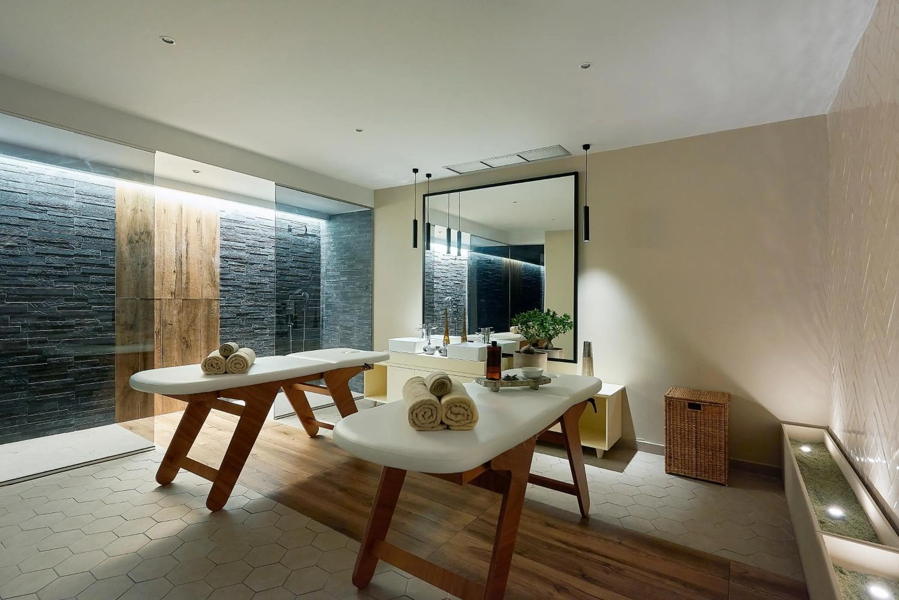 Massage in Michelangelo Resort & Spa