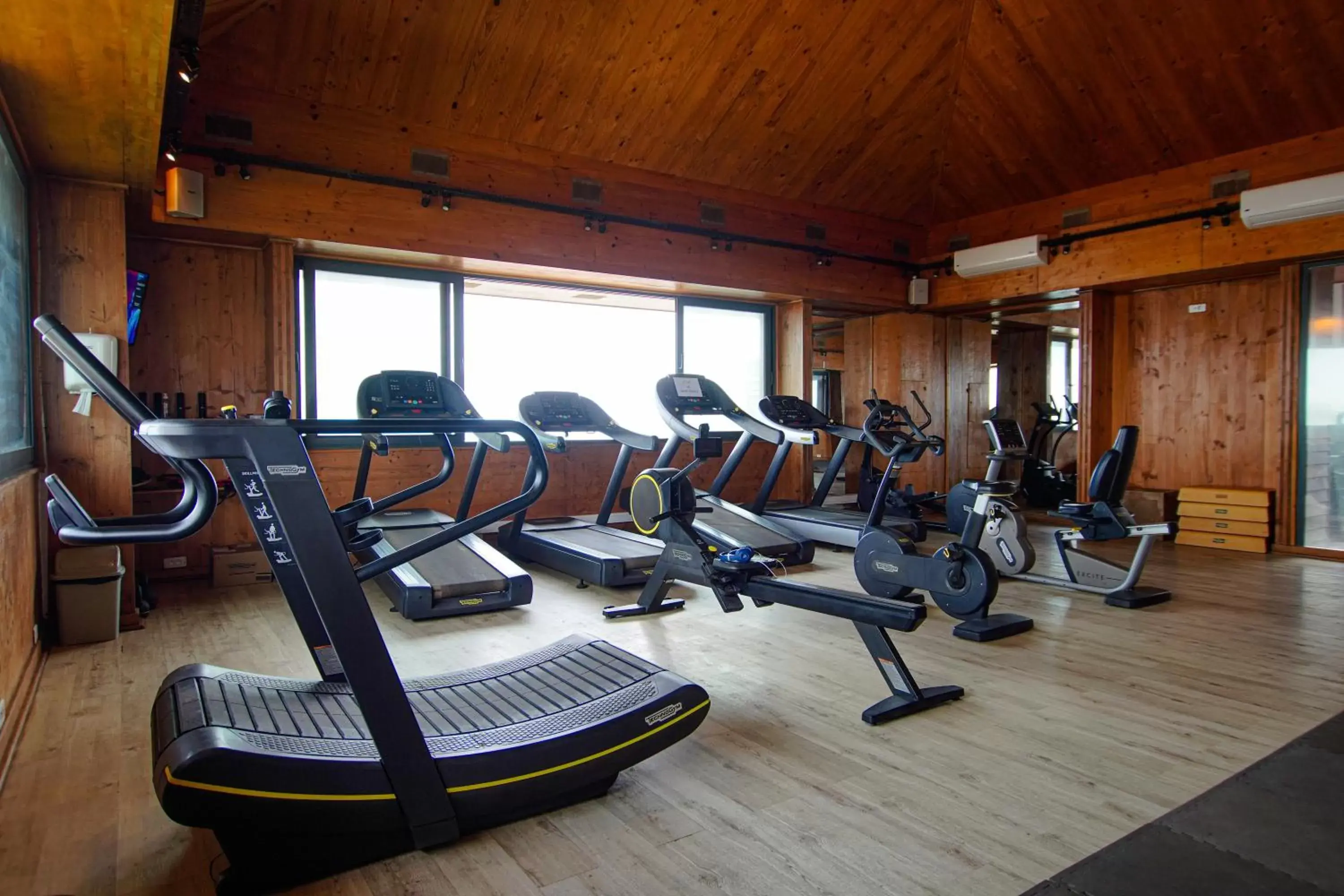 Fitness centre/facilities in Terrou-Bi Fitness centre/facilities in Terrou-Bi