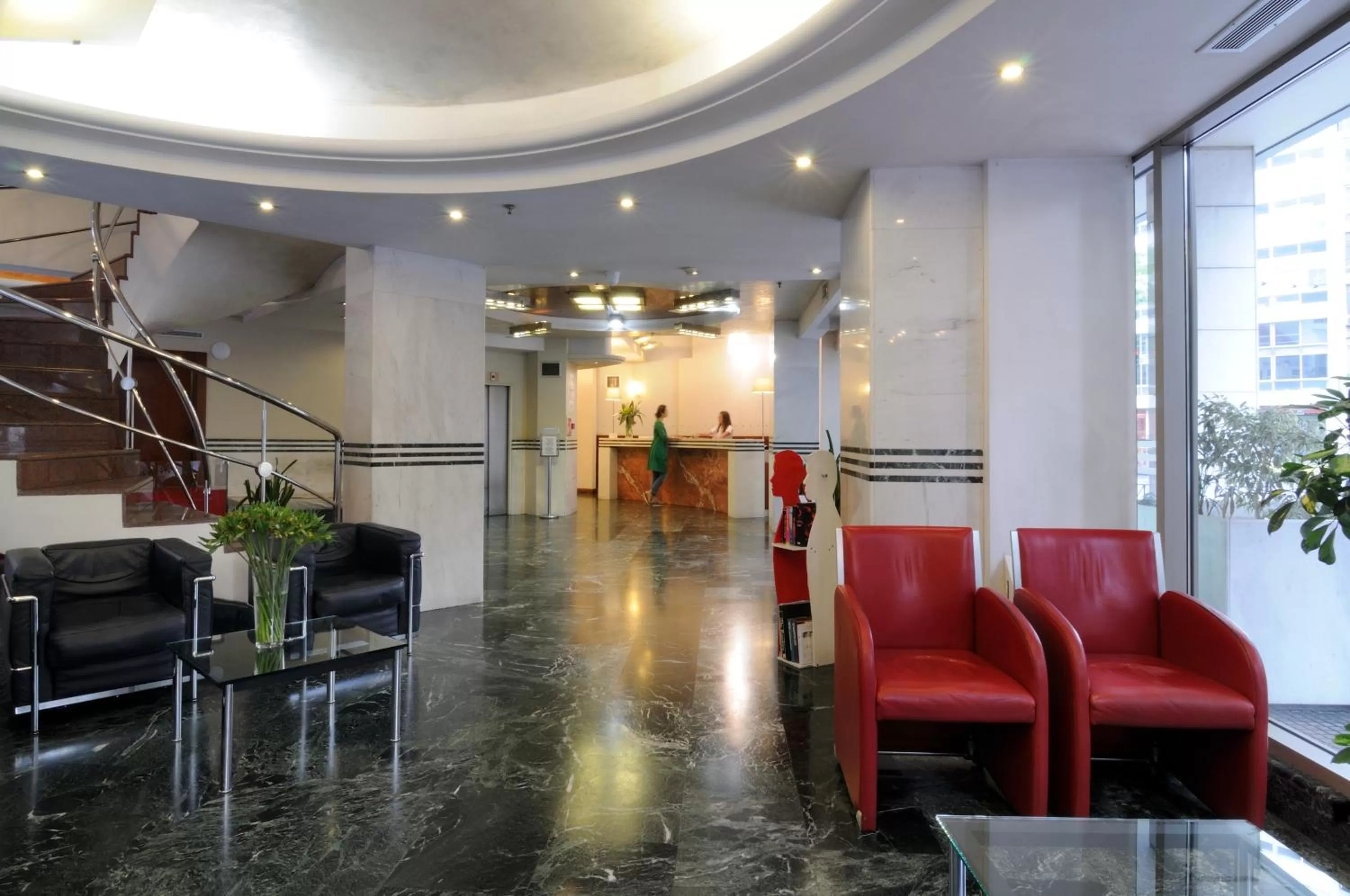 Lobby or reception in Dorian Inn - Sure Hotel Collection by Best Western