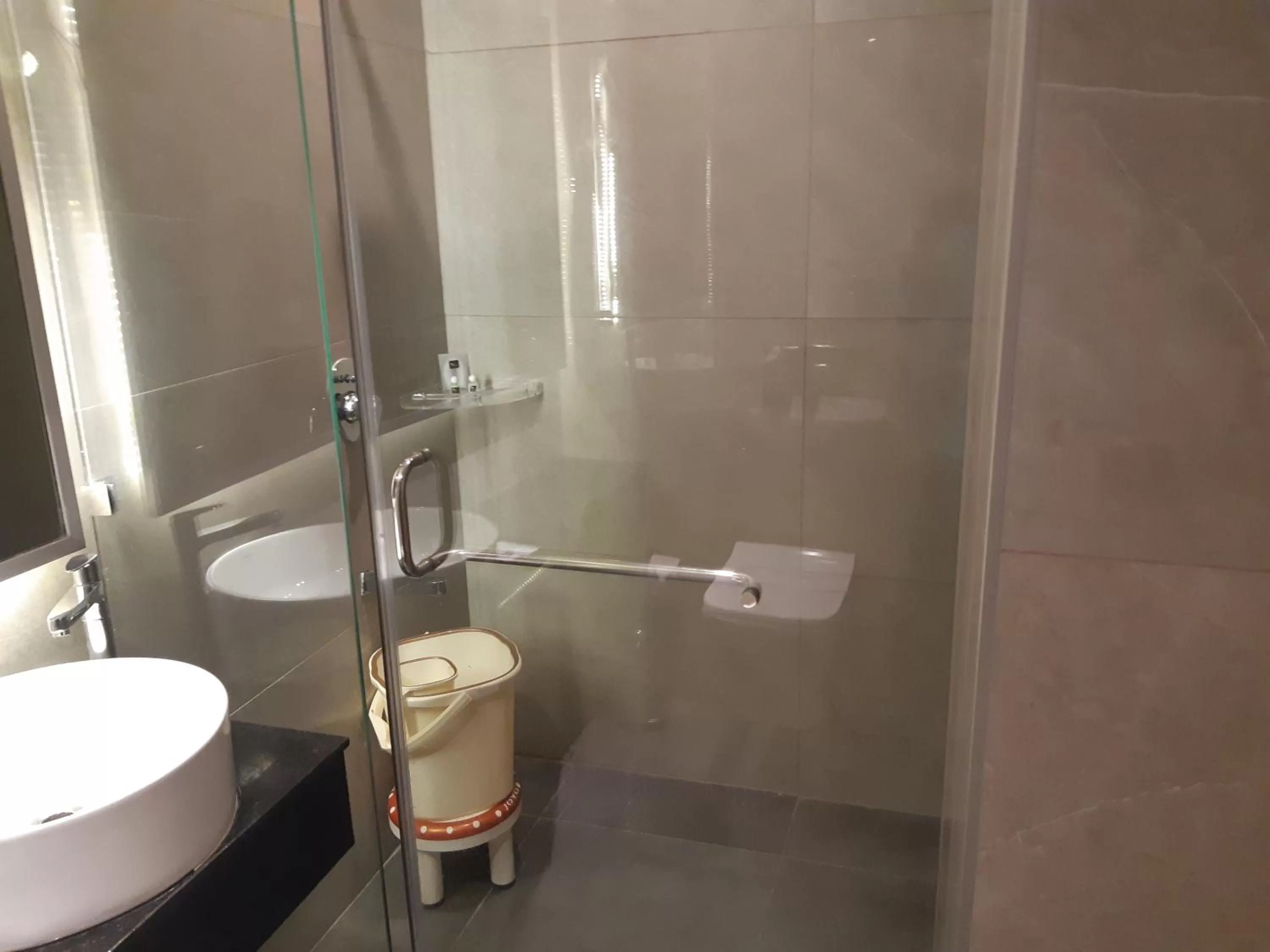 Bathroom in Hotel Namo Residency