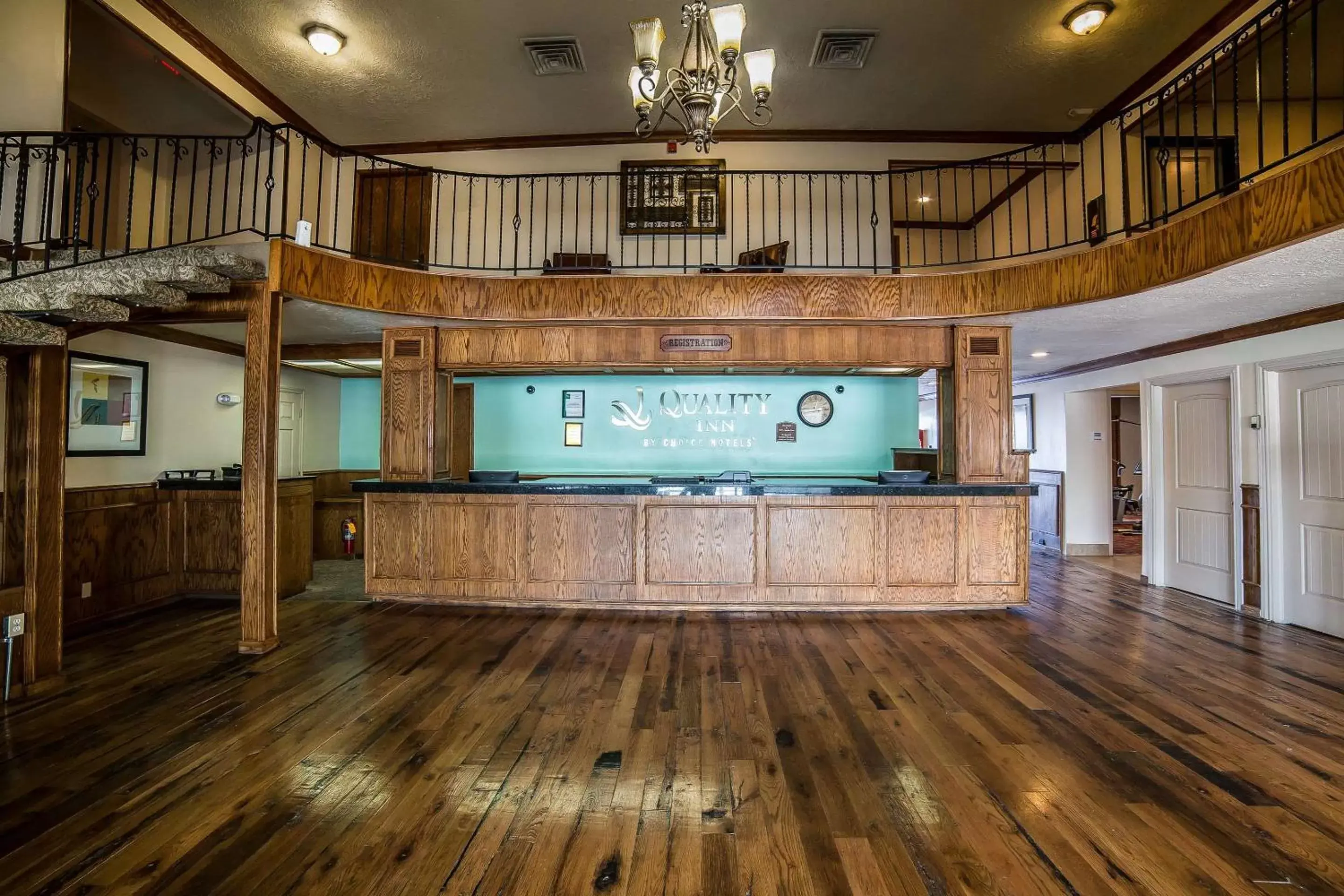 Lobby or reception in Quality Inn Evanston near Wyoming Downs