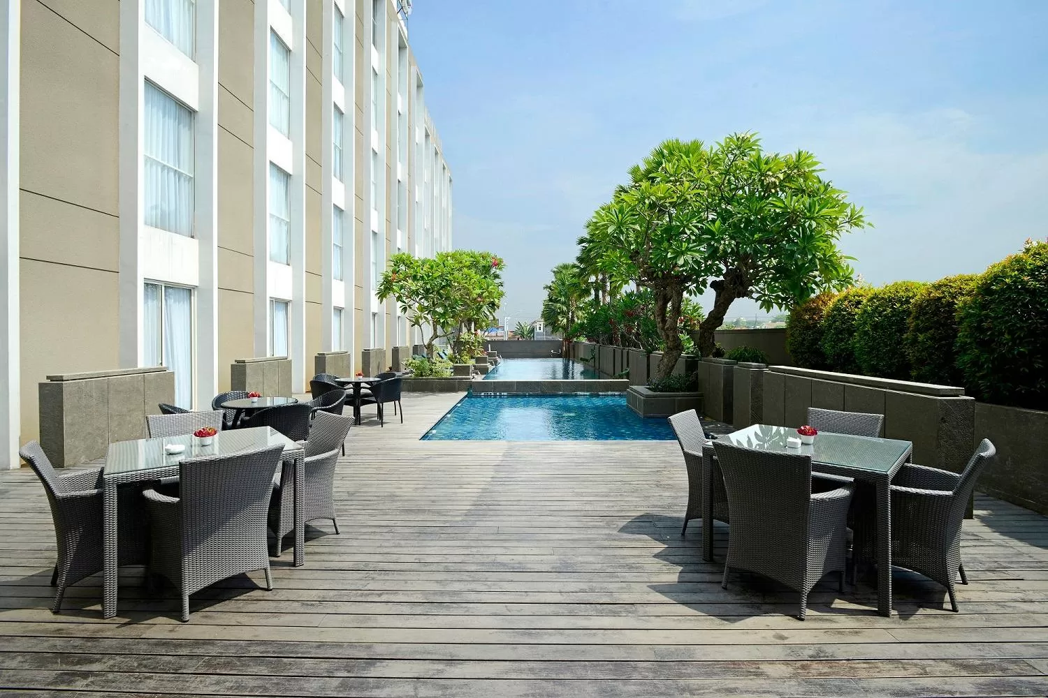 Swimming pool in Premier Place Surabaya Airport