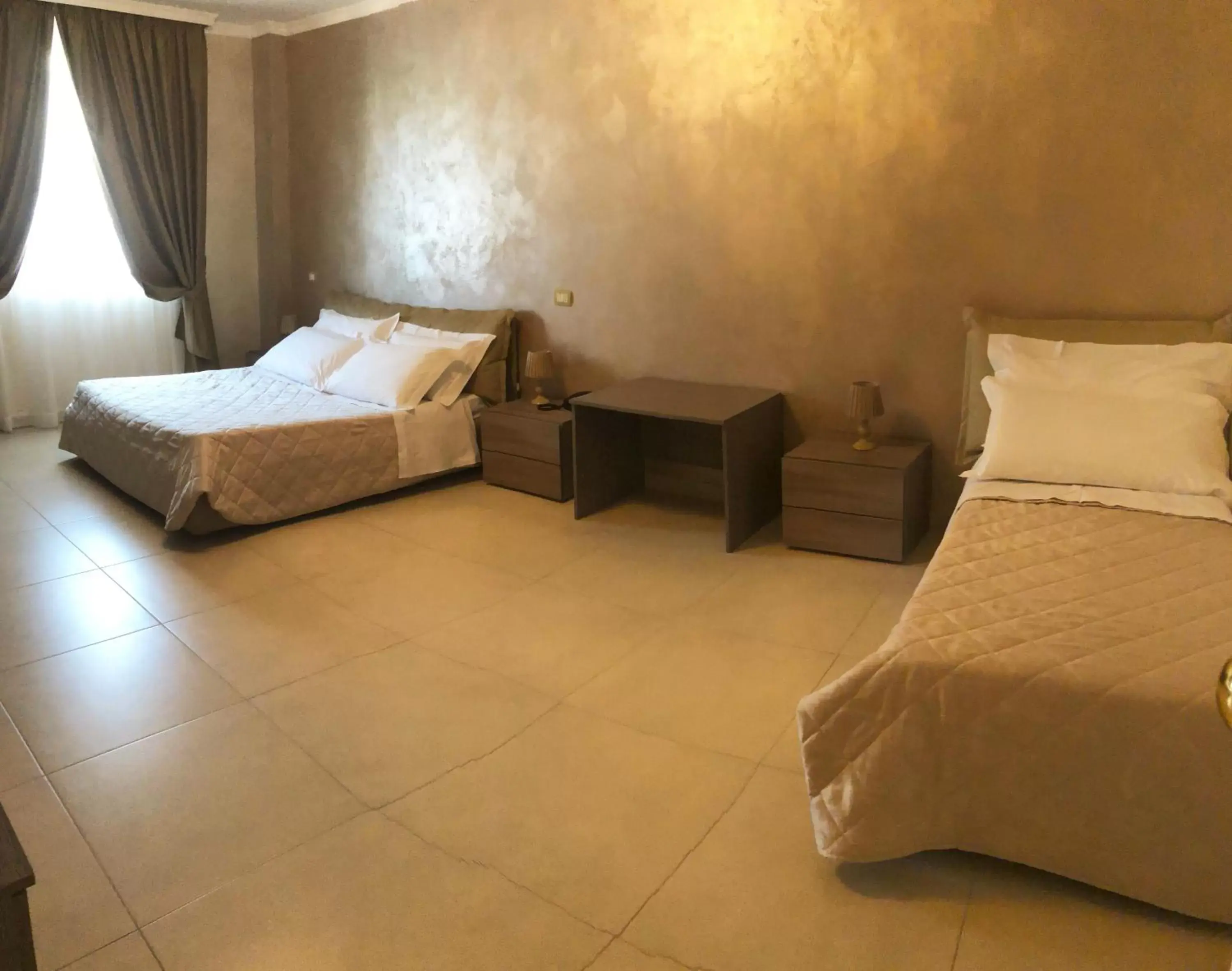 Standard Triple Room in Hotel Riviera Palace