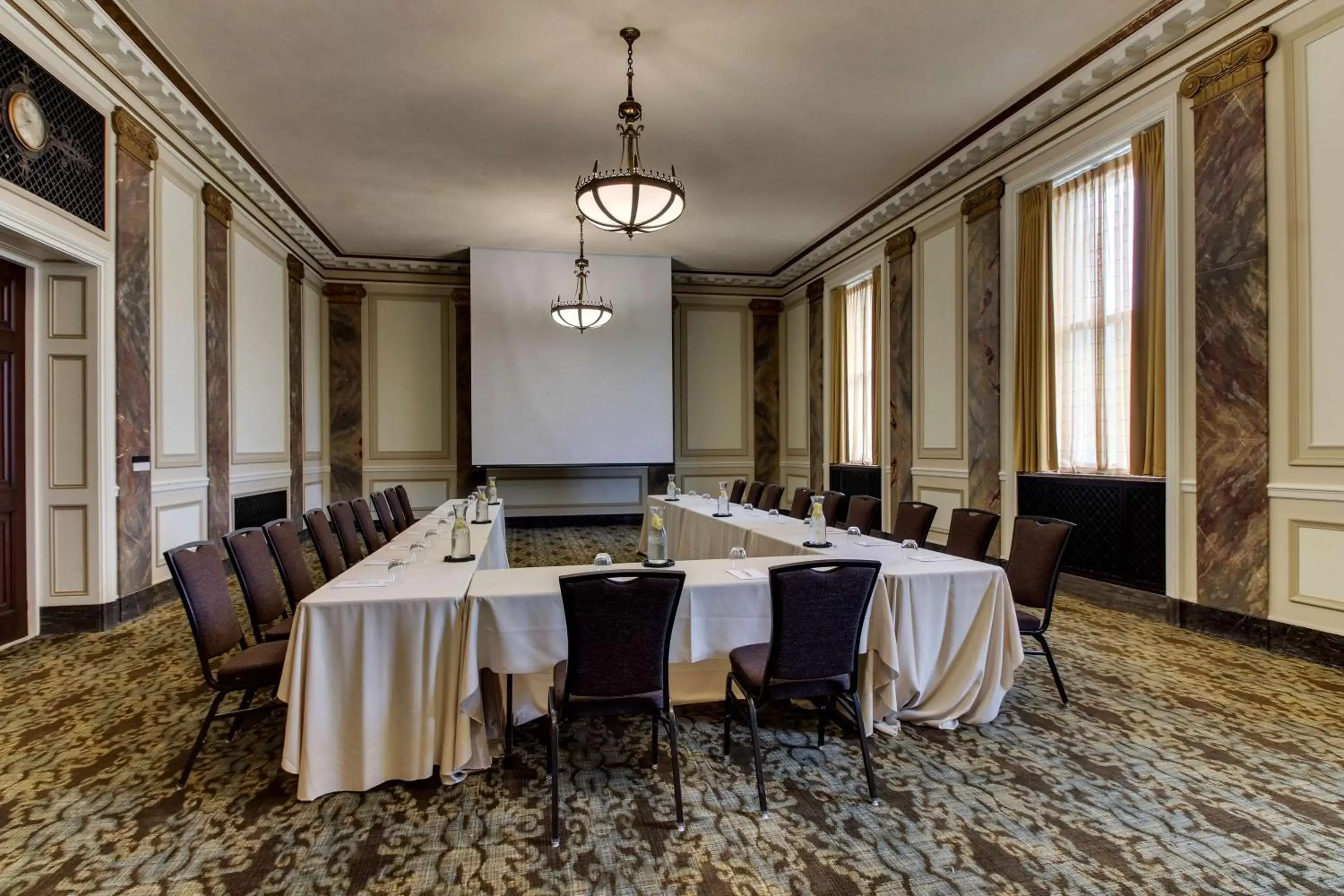 Meeting/conference room in Drury Plaza Hotel Cleveland Downtown