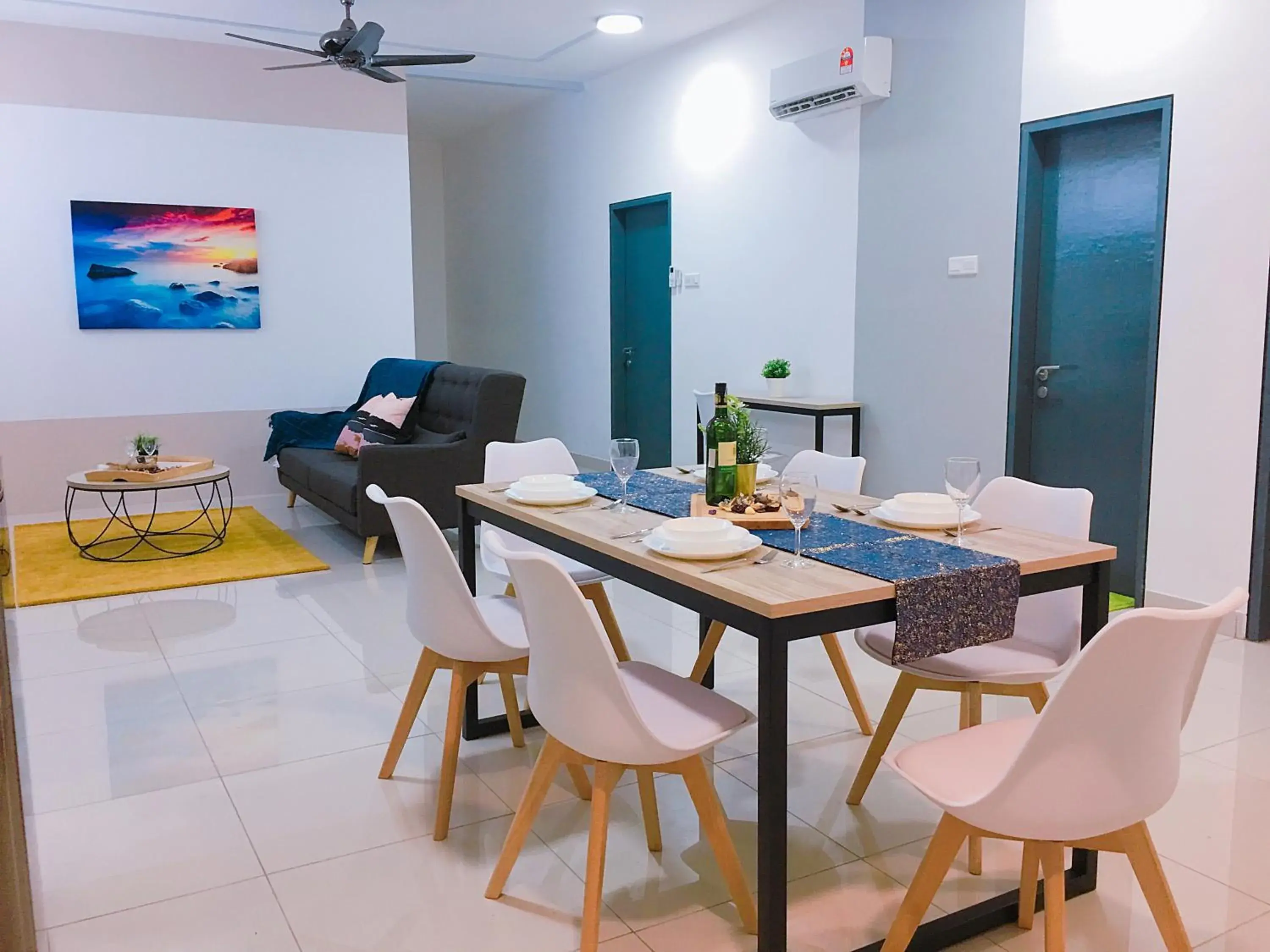 Dining Area in Da Men By ODY Suites