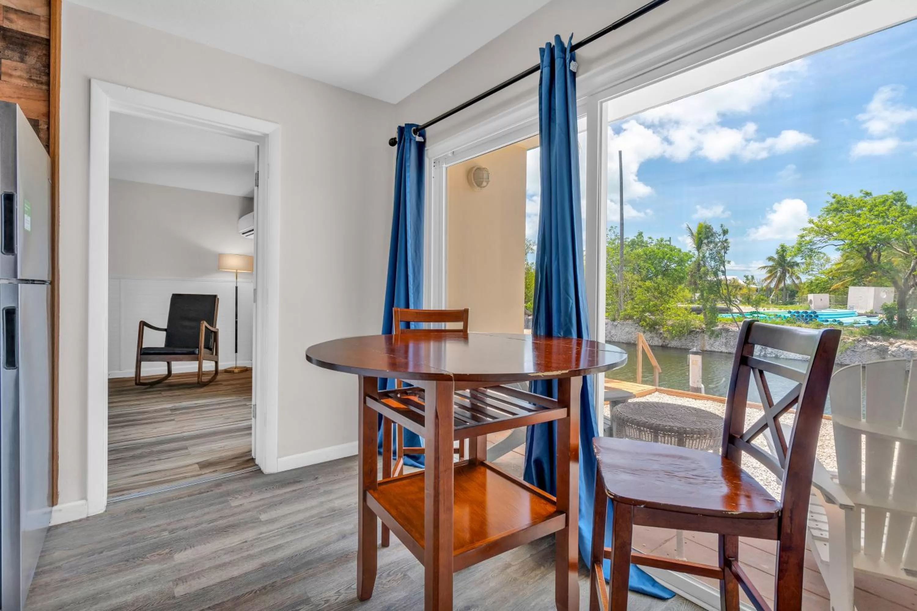 Dining area in Coconut Cay Resort