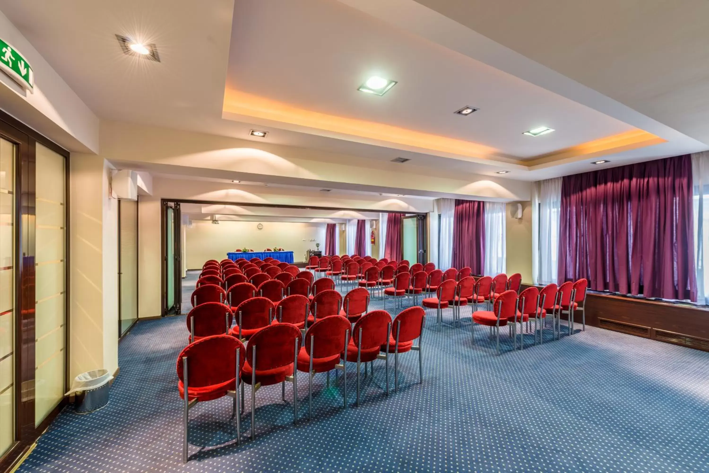 Business facilities, Banquet Facilities in Queen Olga Hotel