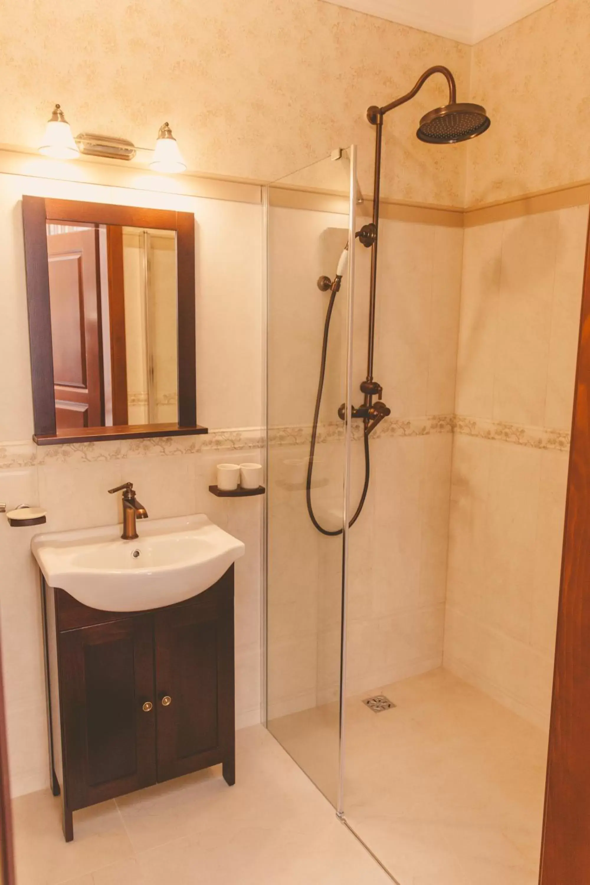 Standard Twin Room - single occupancy in Hotel Willa Starosty Standard Twin Room - single occupancy in Hotel Willa Starosty