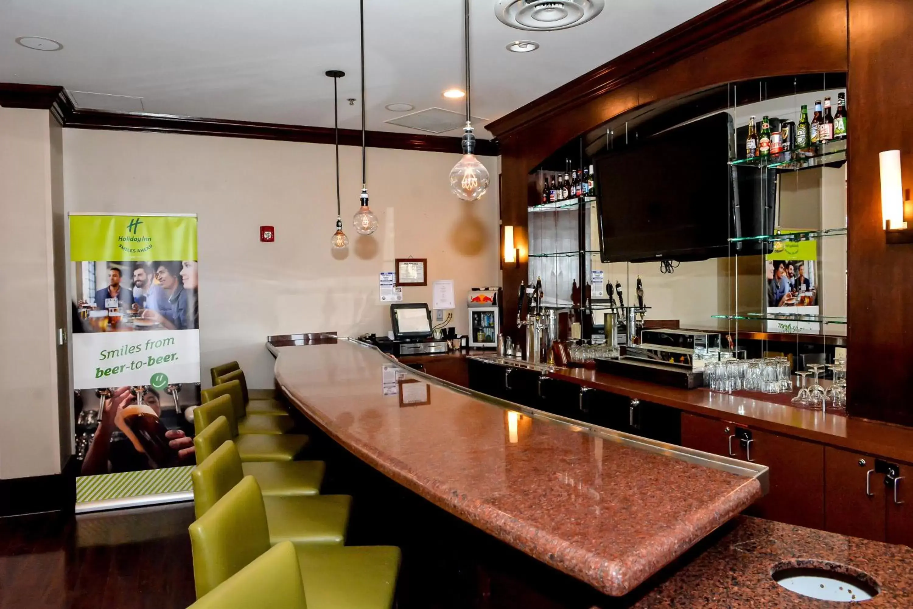 Lounge or bar, Lounge/Bar in Holiday Inn El Paso West – Sunland Park, an IHG Hotel