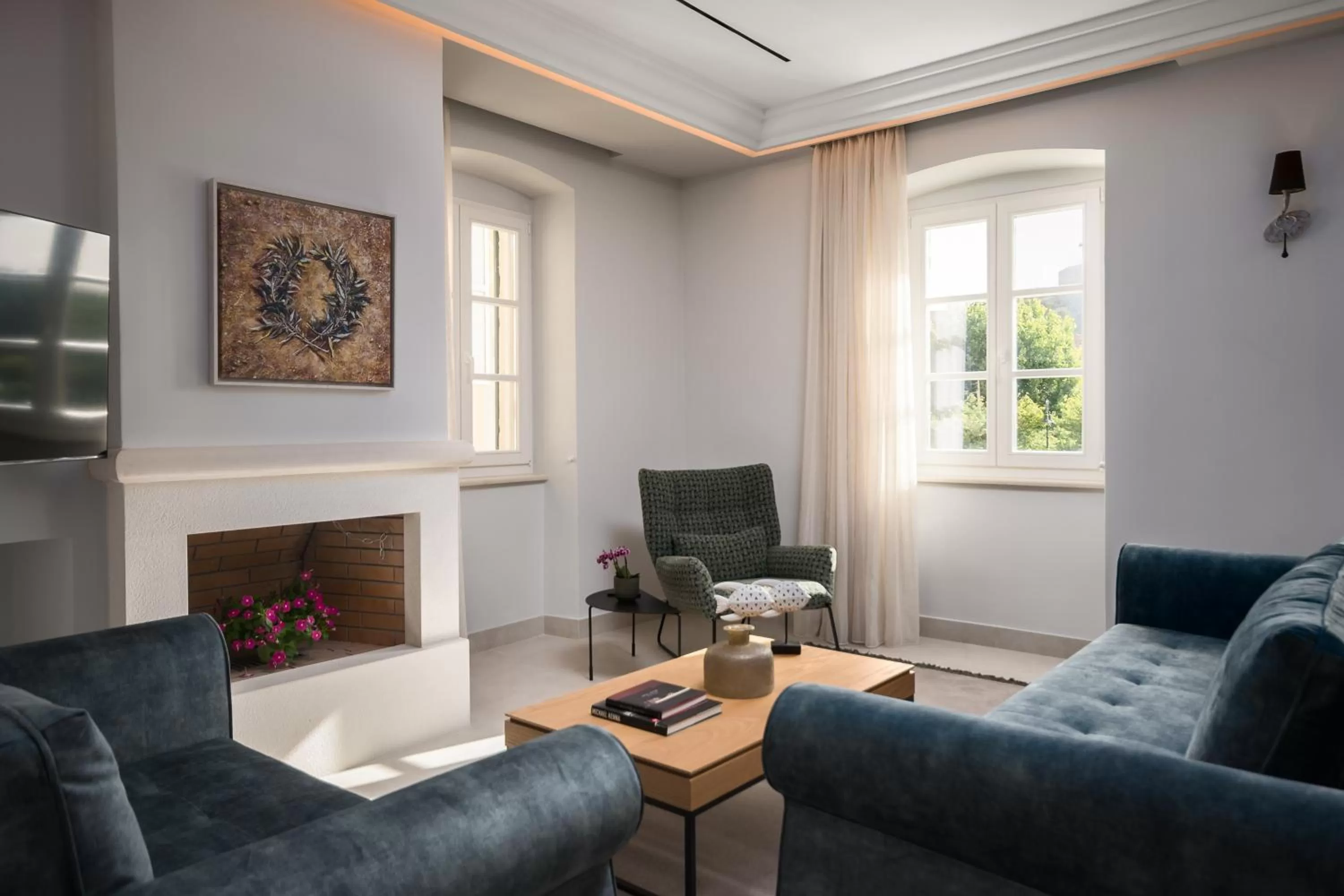 Living room in New York Luxury Suites