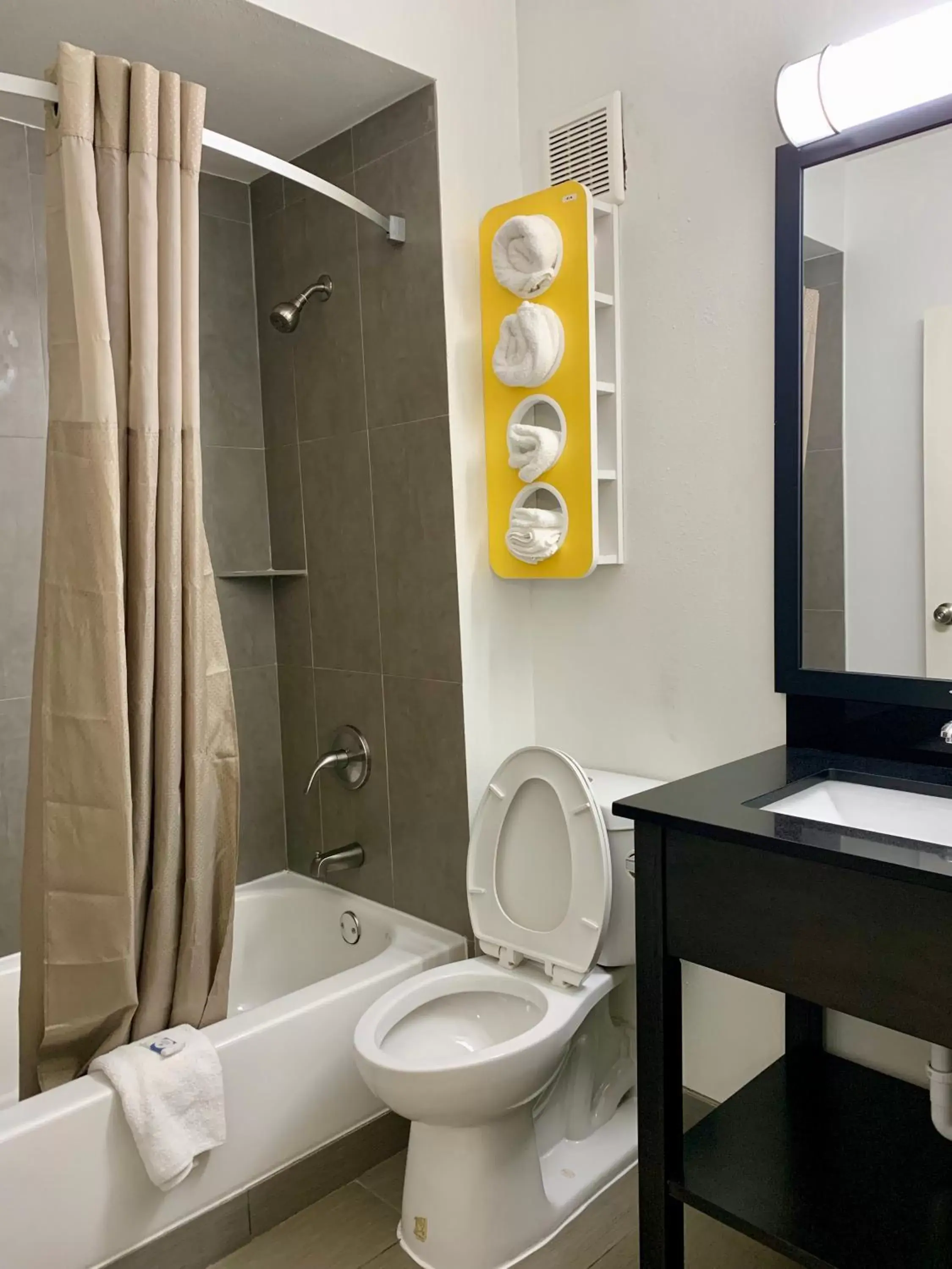 Bathroom in Motel 6-Lewisville, TX - Medical City