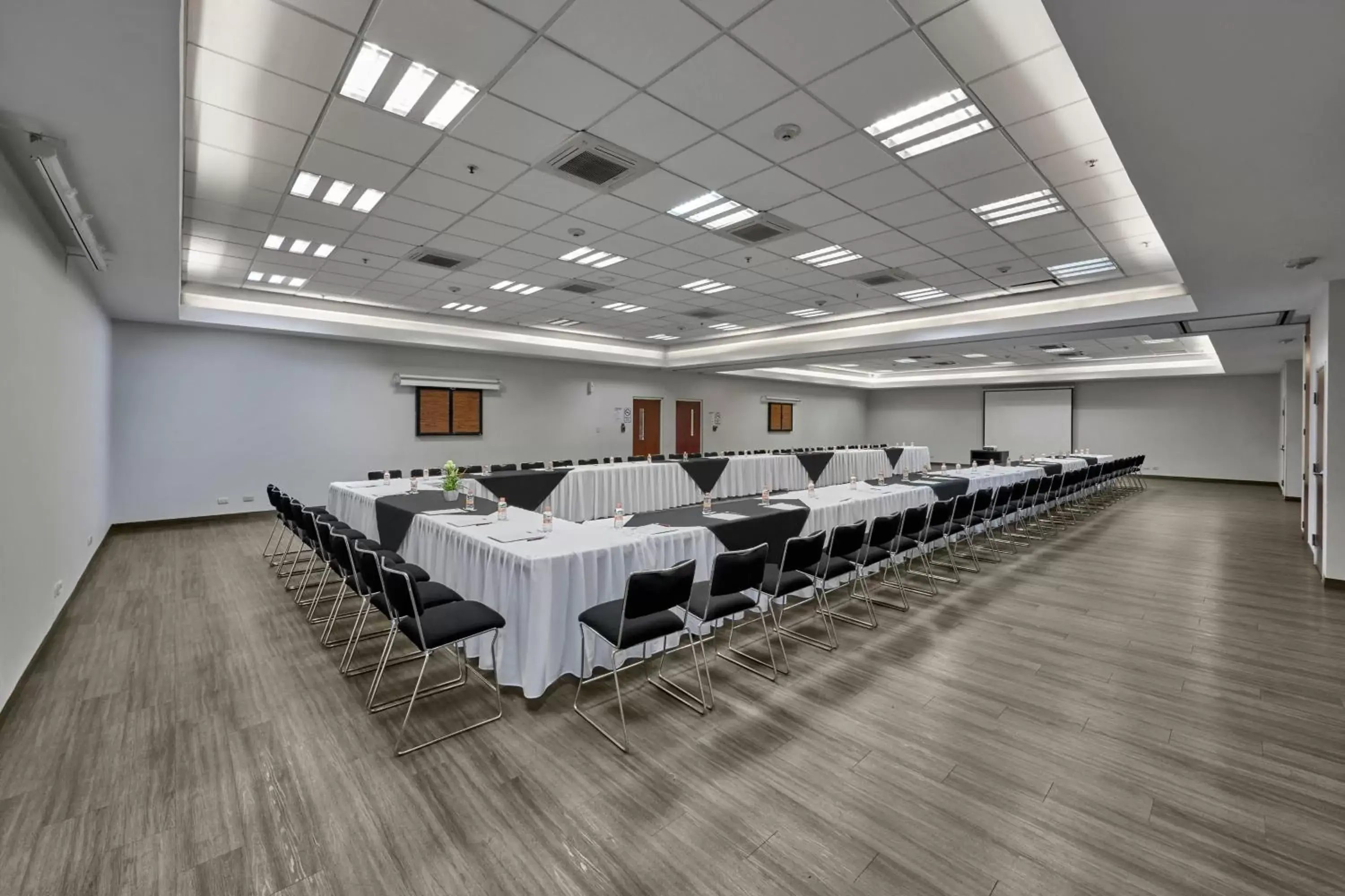 Meeting/conference room in City Express by Marriott Silao Aeropuerto