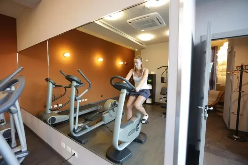 Fitness centre/facilities, Fitness Center/Facilities in Admiral Park Hotel