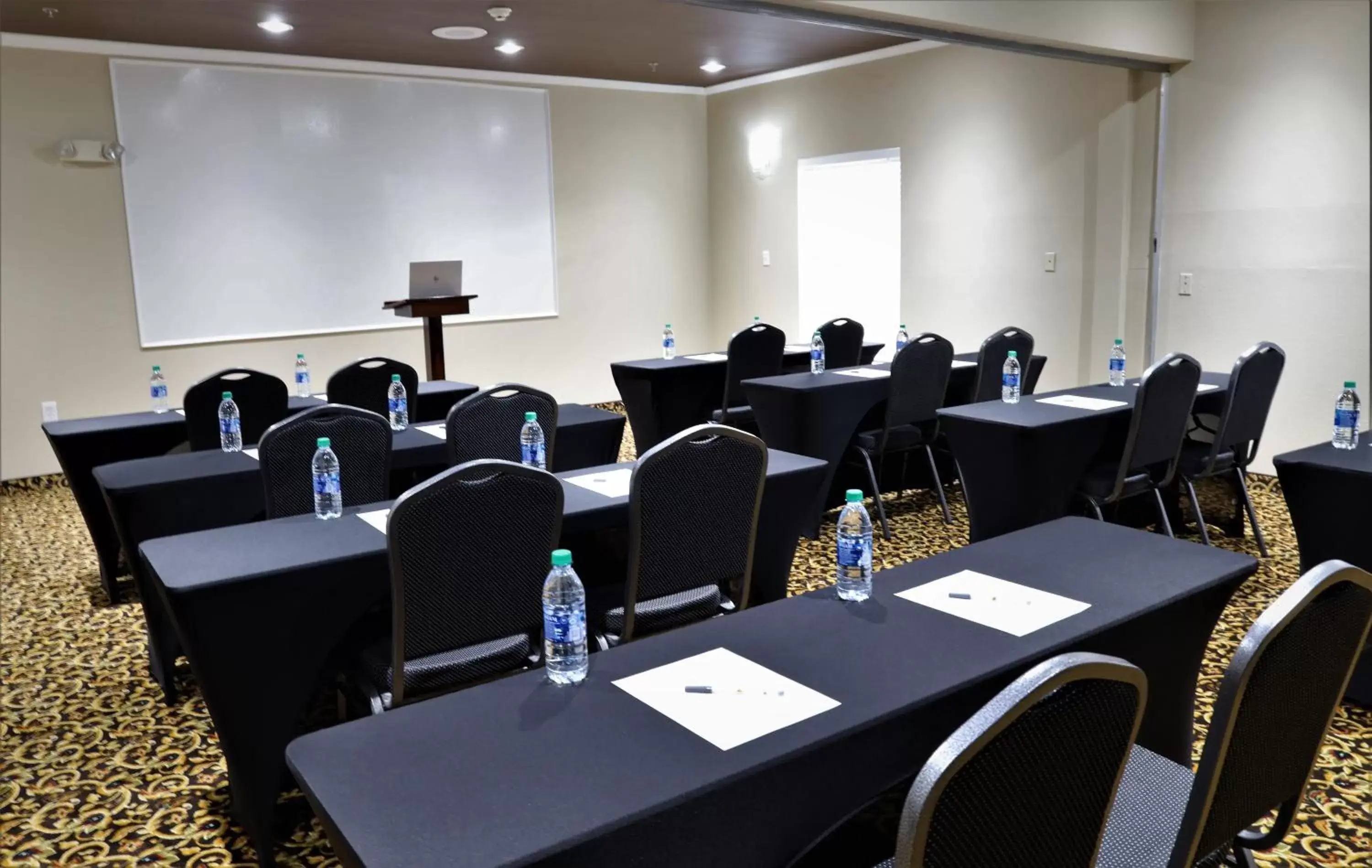 Business facilities in Super 8 by Wyndham High Point/Greensboro
