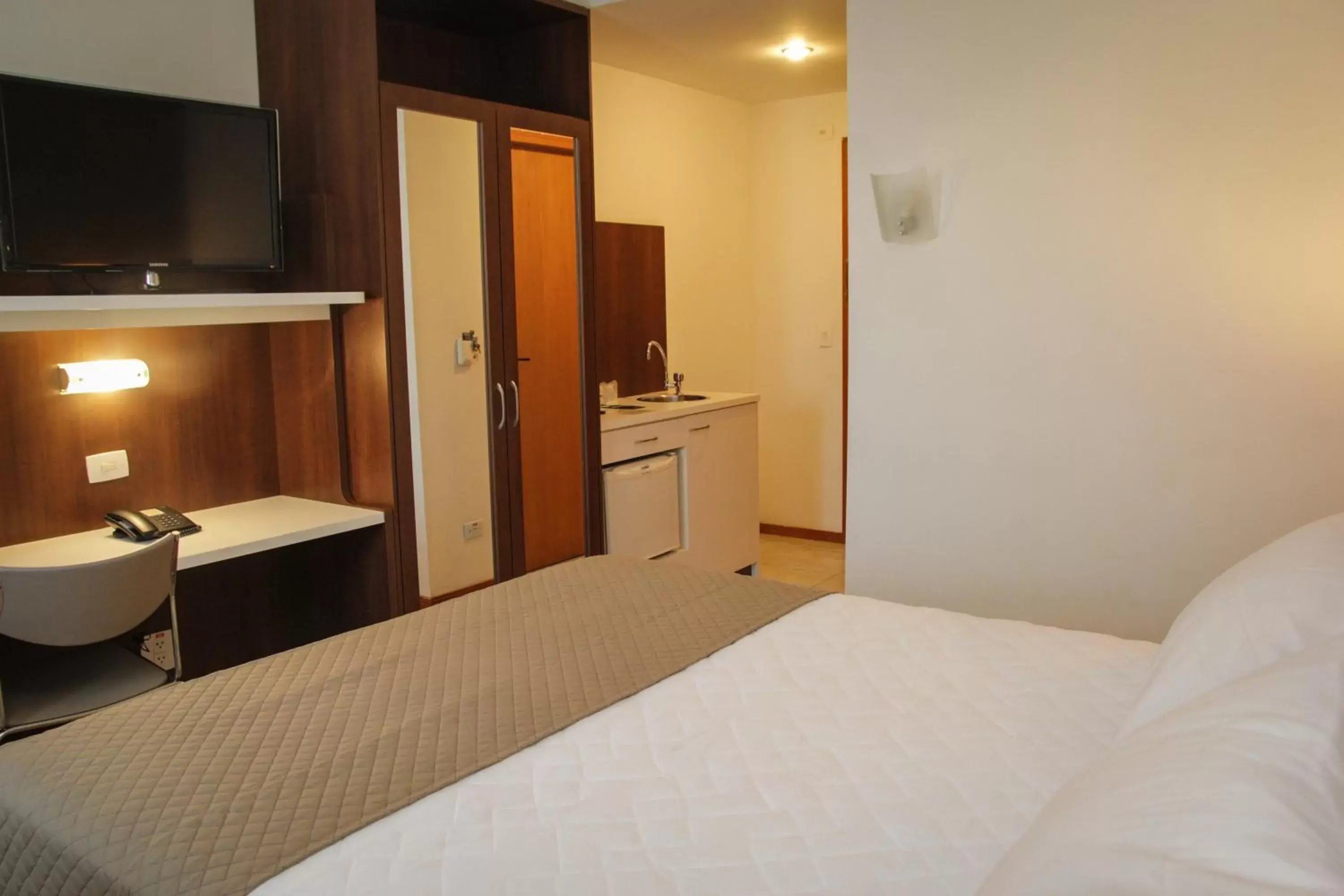 Bed in Bristol Centro Civico Curitiba Bed in Bristol Centro Civico Curitiba