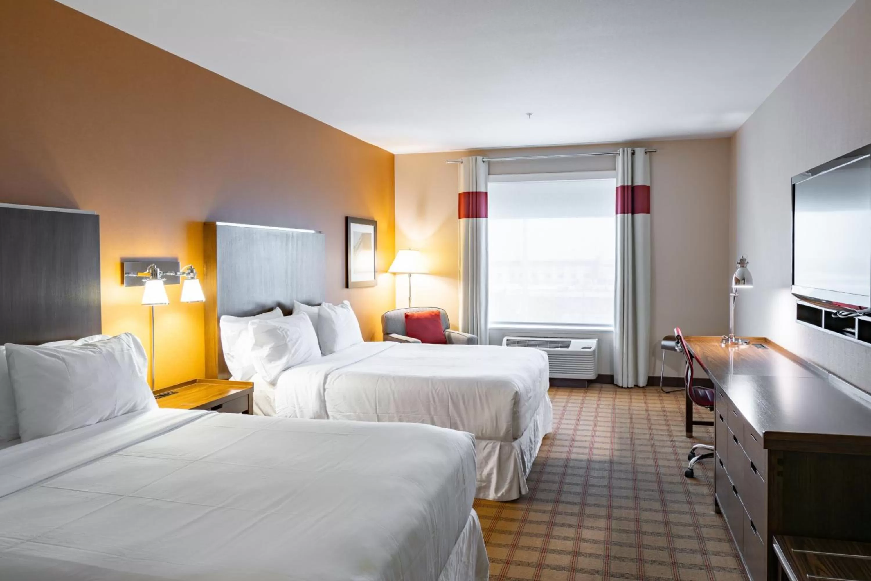 Photo of the whole room, Bed in Four Points by Sheraton Edmonton International Airport
