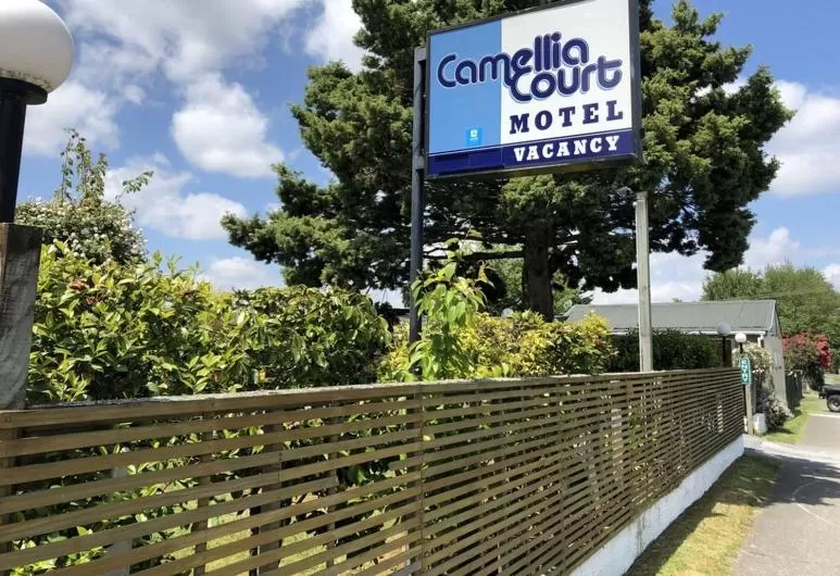 Camellia Court Family Motel