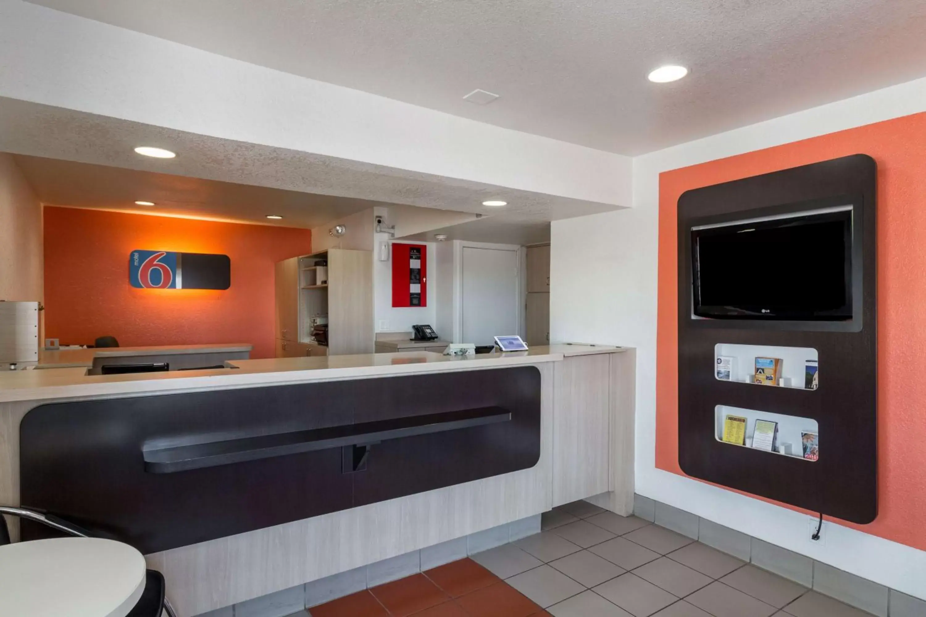 Lobby or reception in Motel 6-Del Rio, TX