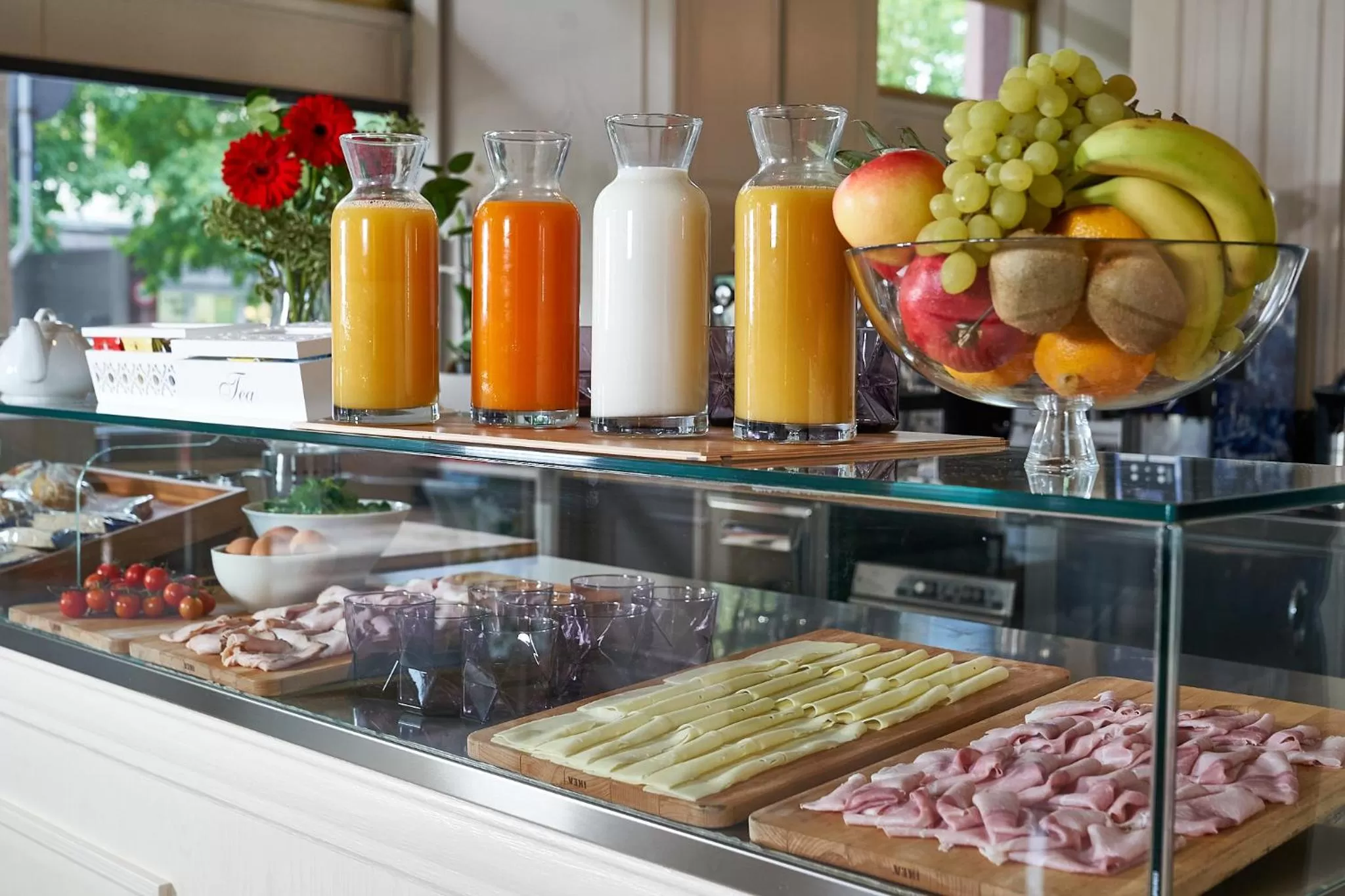 Buffet breakfast in Hotel Astoria