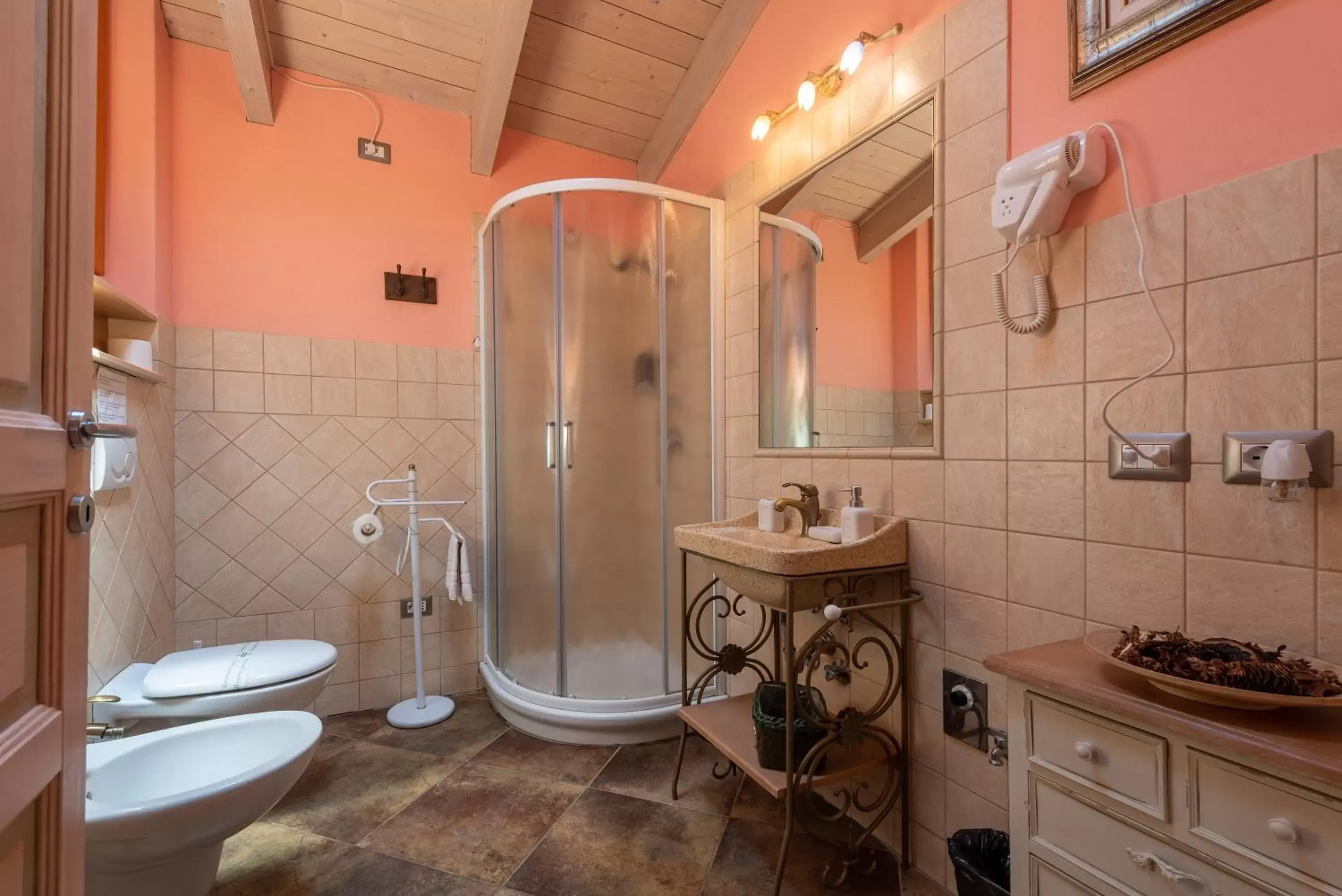 Shower, Bathroom in Villa Mery