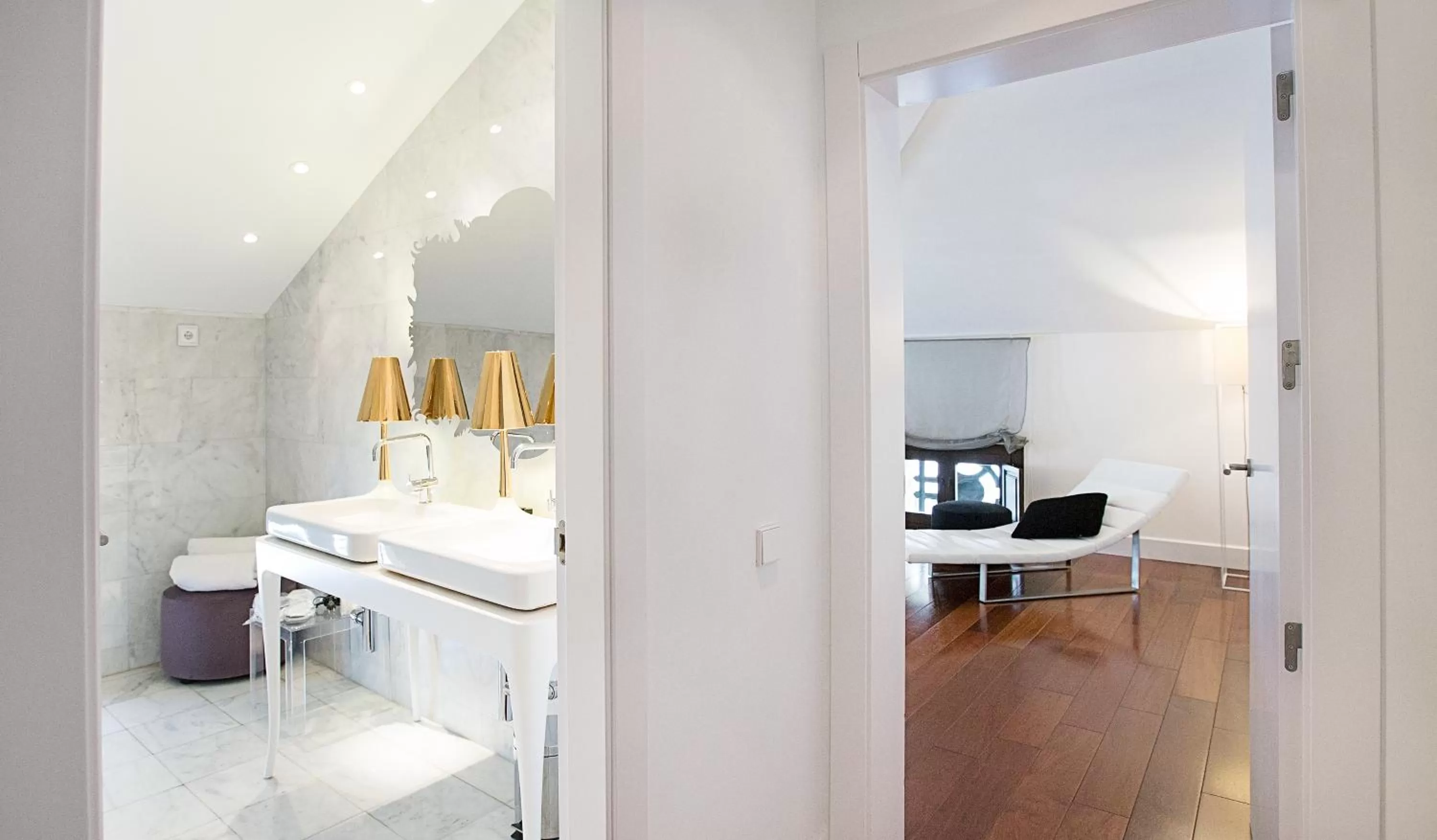 Bathroom in Hospes Palacio de los Patos, a Member of Design Hotels