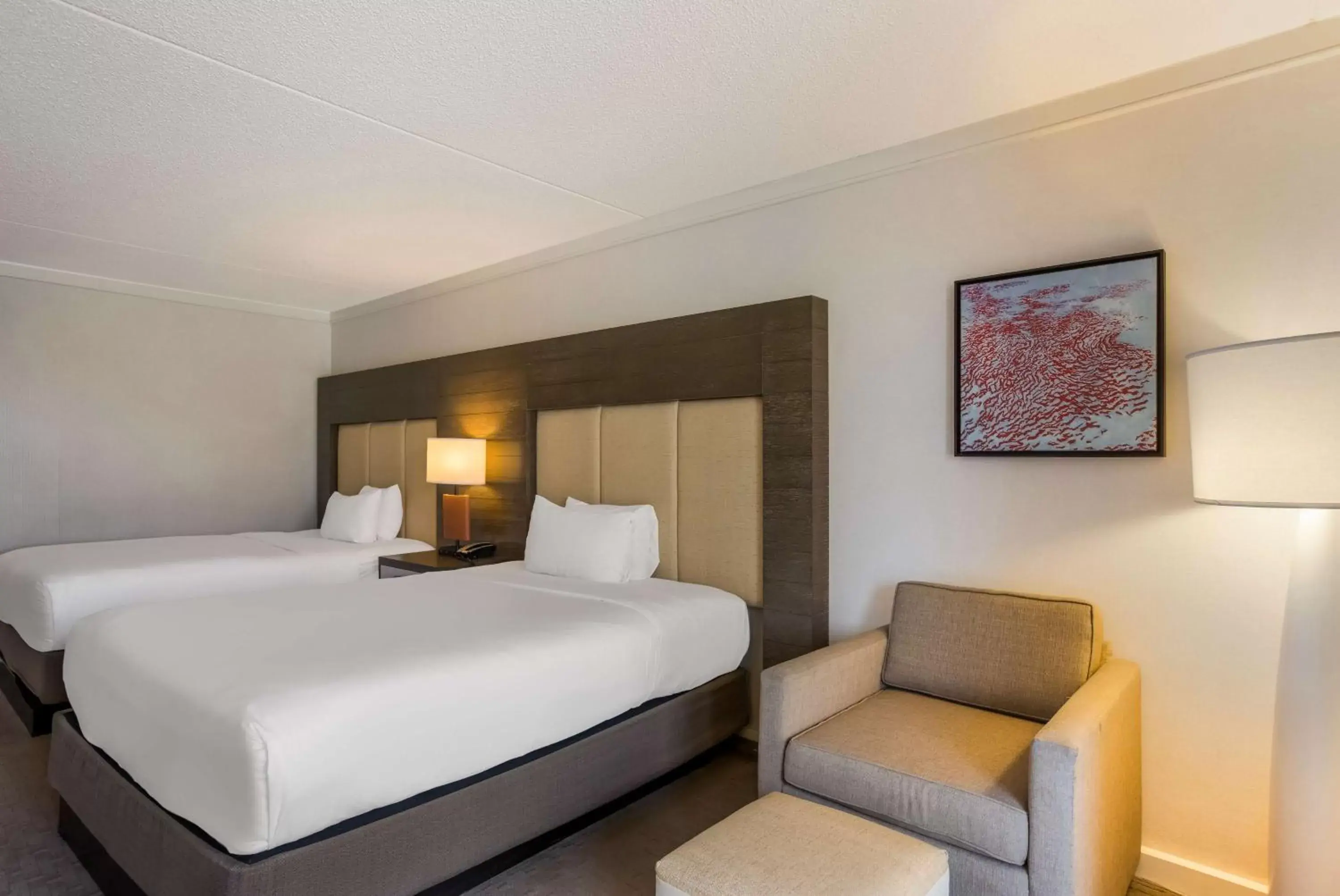 Bedroom in Sonesta Resort Hilton Head Island