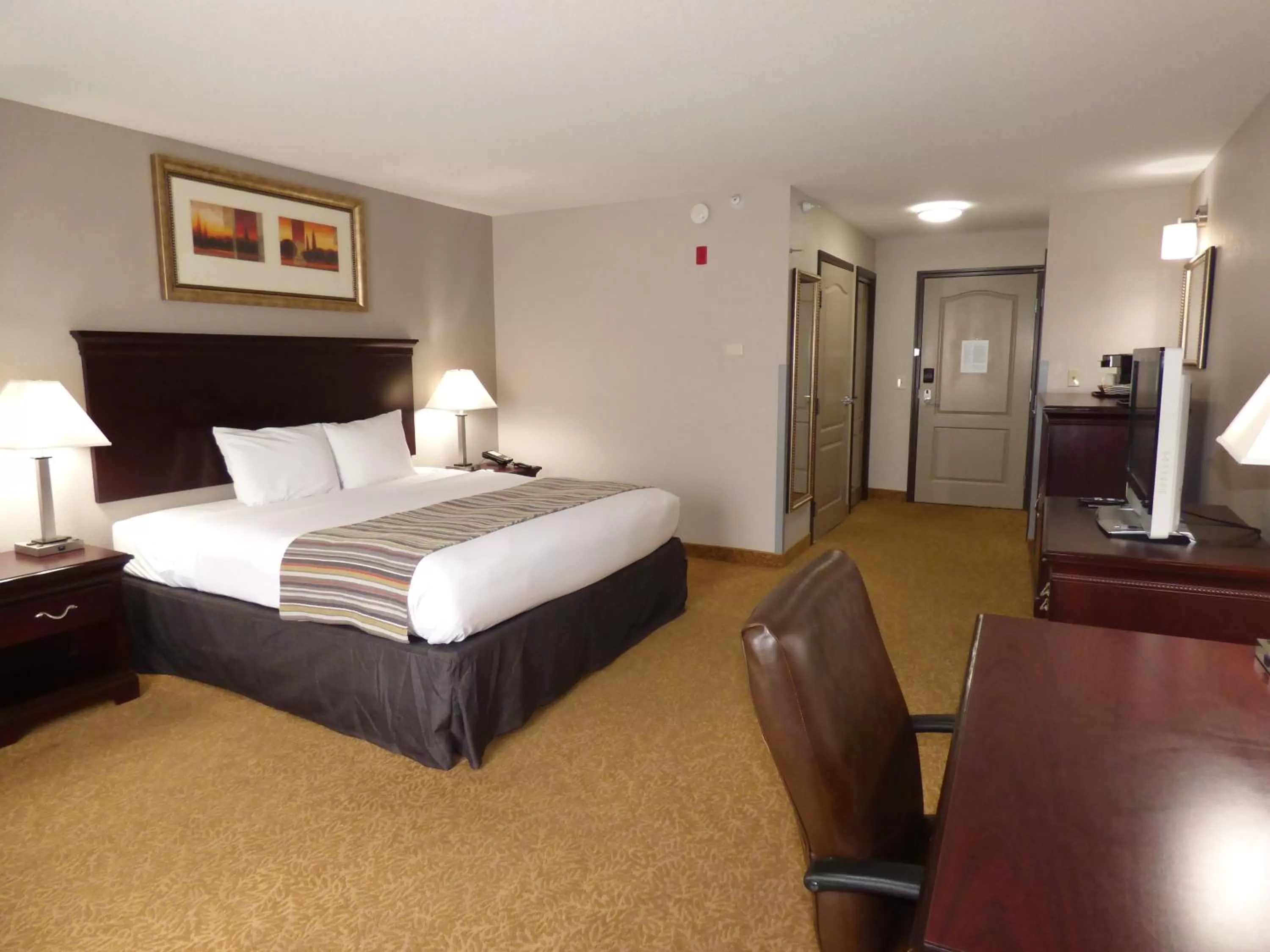 Bedroom, Bed in Country Inn & Suites by Radisson, Pensacola West, FL