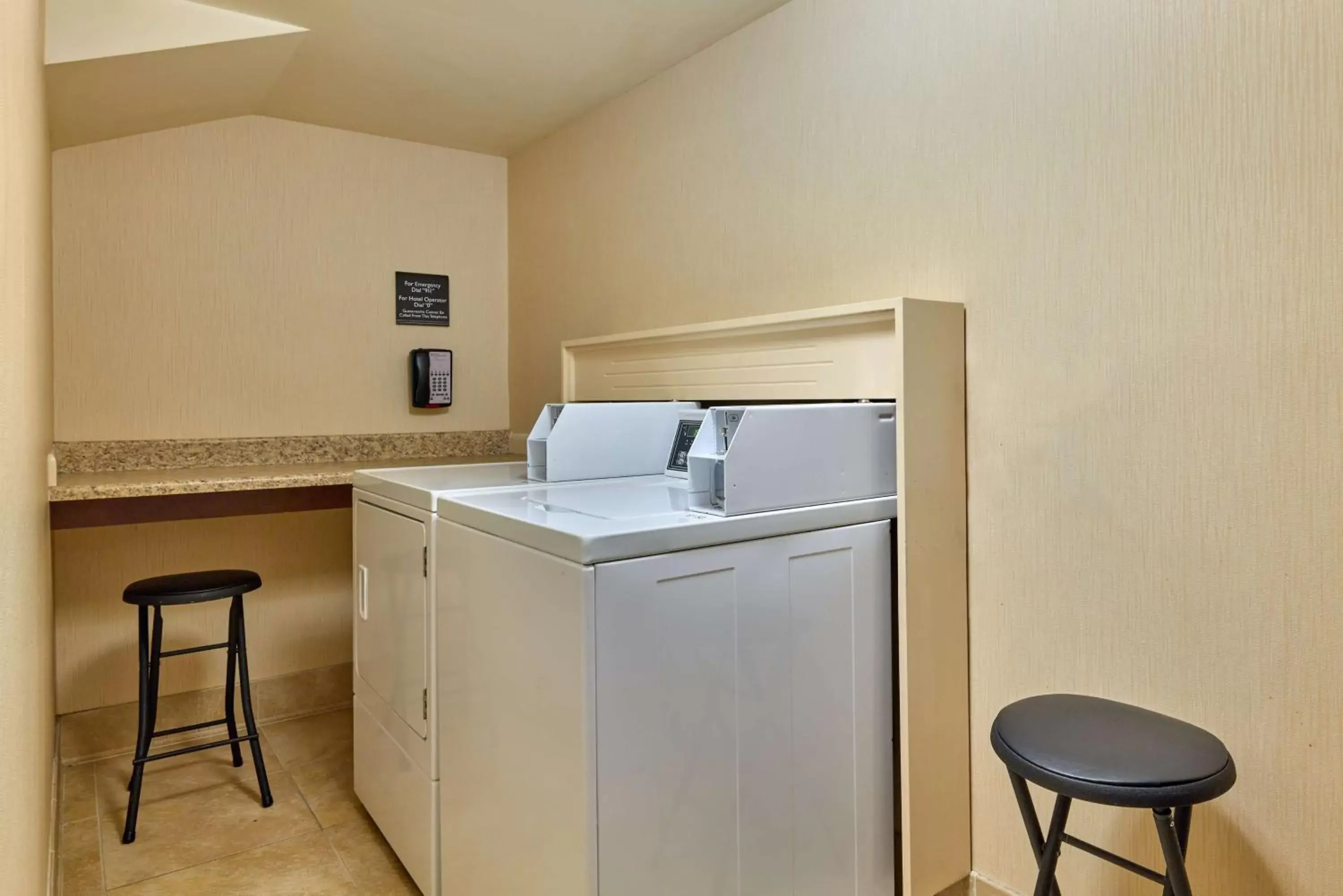 laundry, Kitchen/Kitchenette in Hilton Garden Inn Hershey