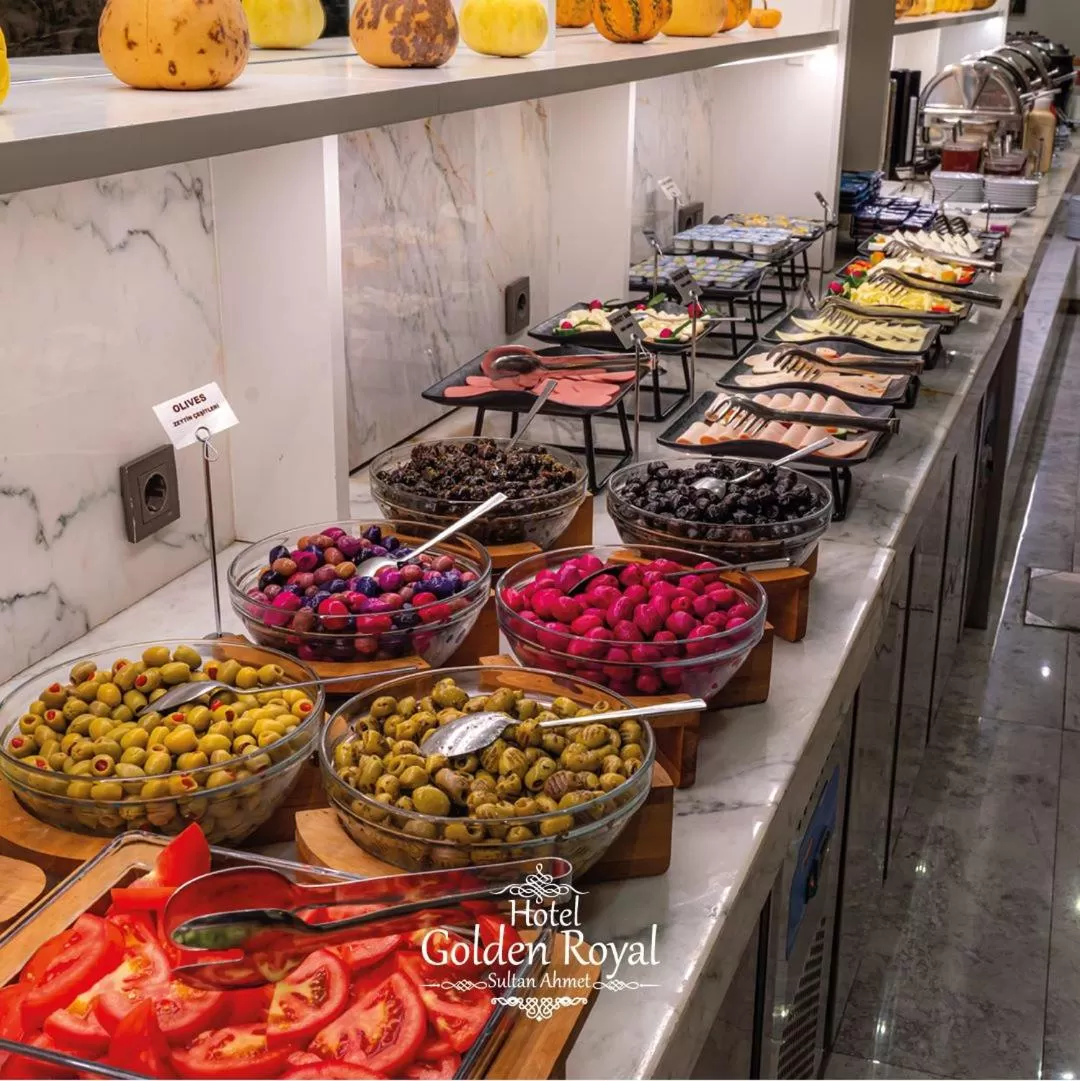 Breakfast in Golden Royal Hotel