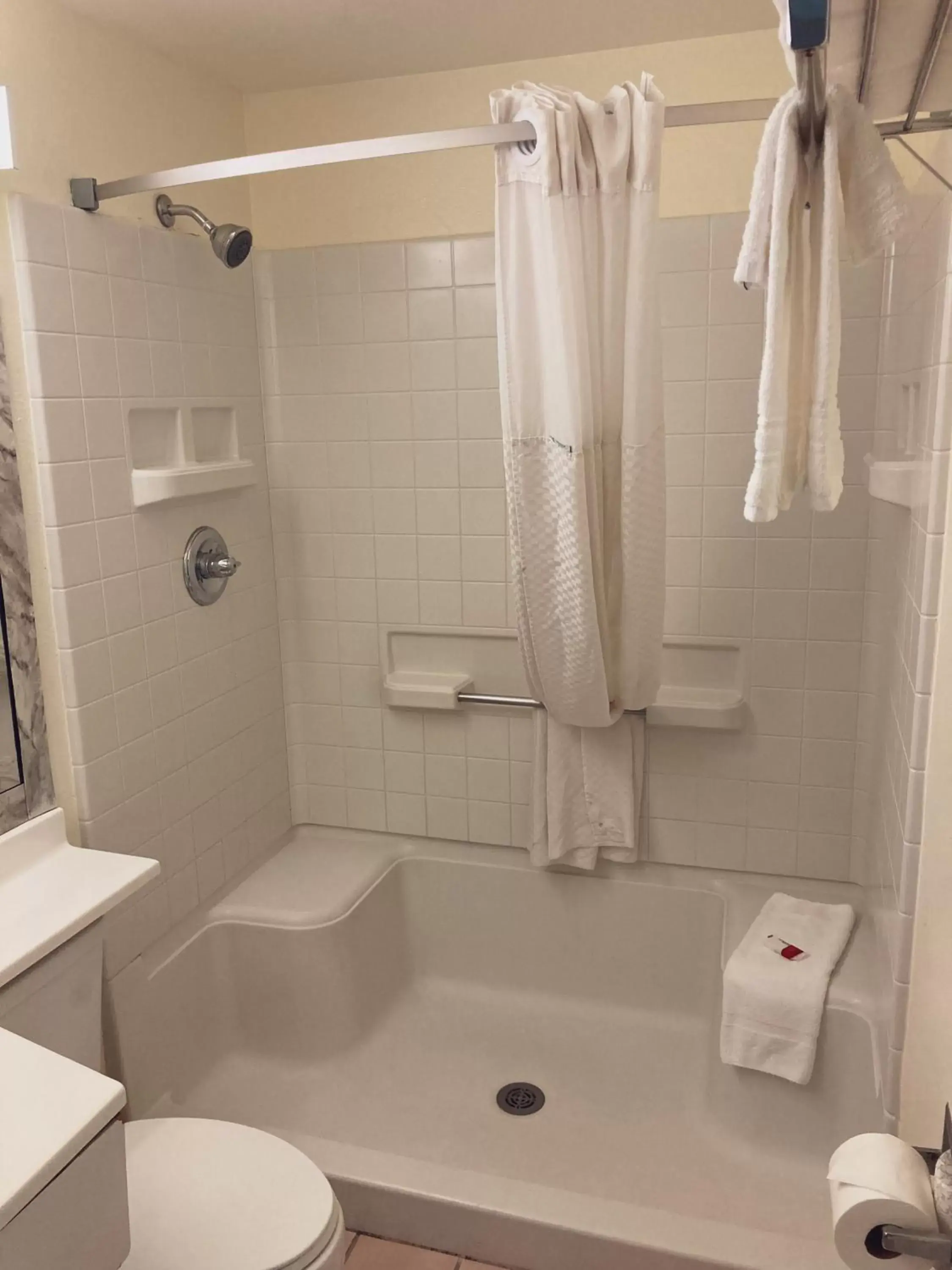 Bathroom in Super 8 by Wyndham Windsor