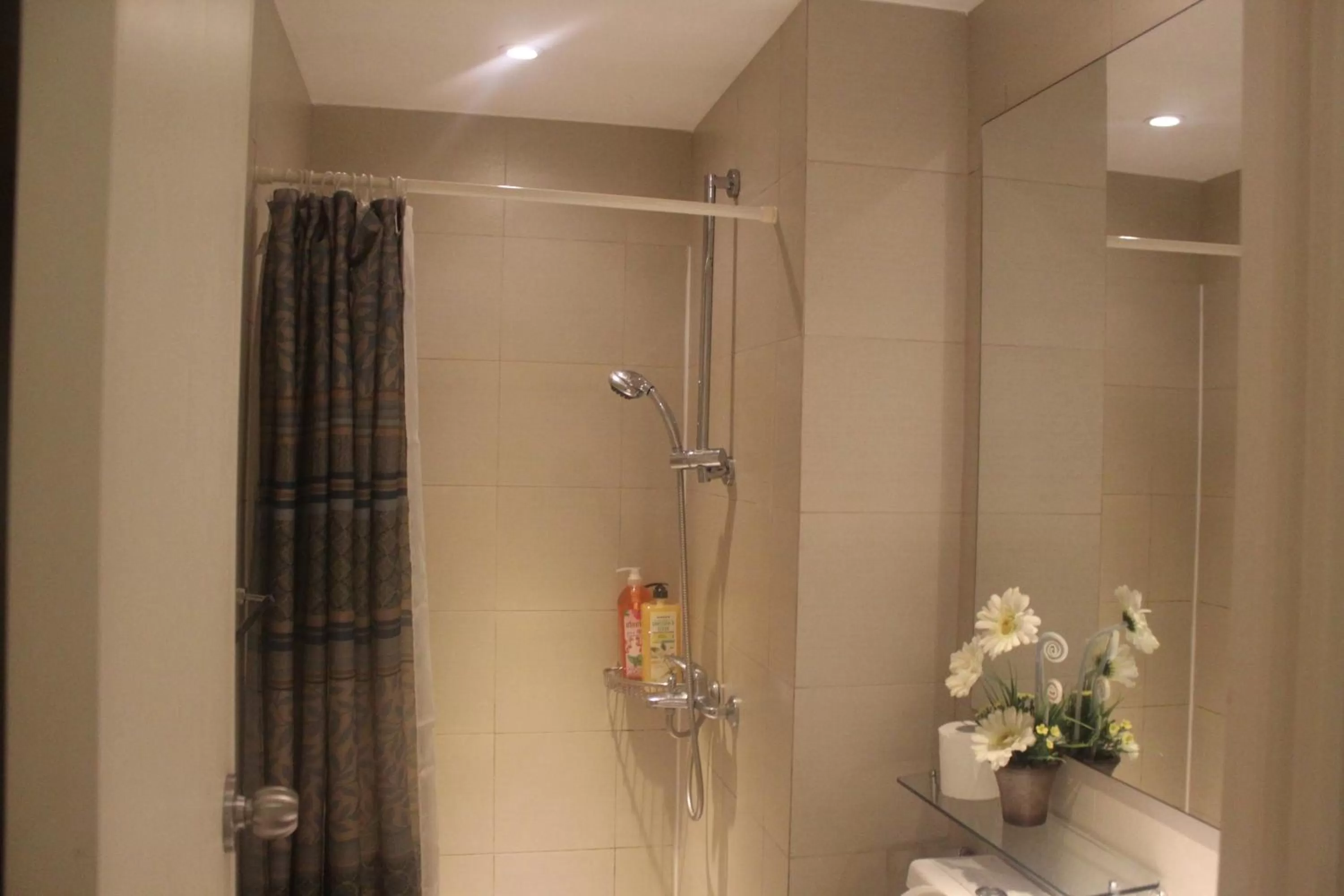 Azure Urban Resort Residence a4 near airport mall with wavepool