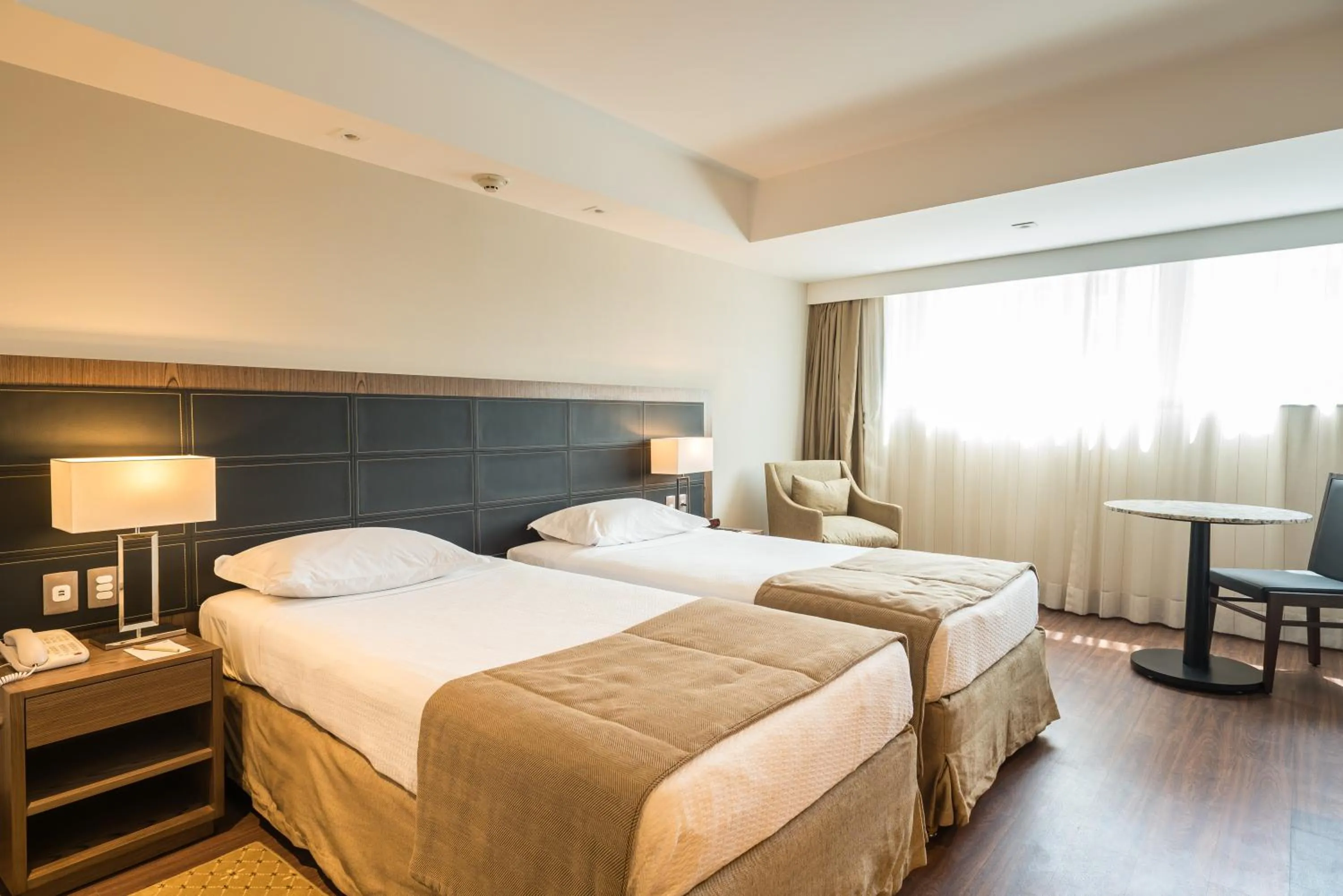 Day, Bed in Windsor Oceanico Hotel