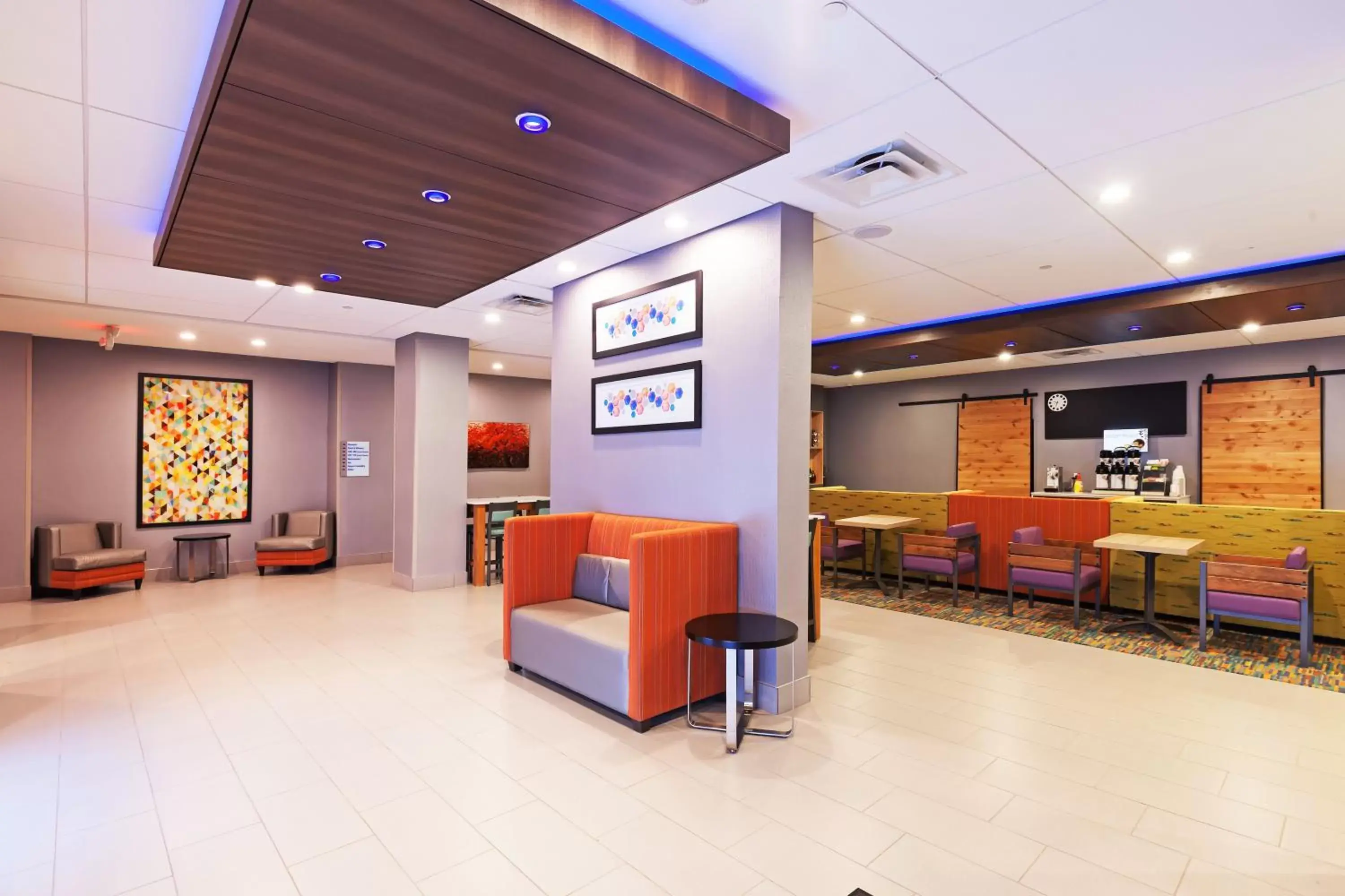 Property building, Lobby/Reception in Holiday Inn Express & Suites Perryton, an IHG Hotel