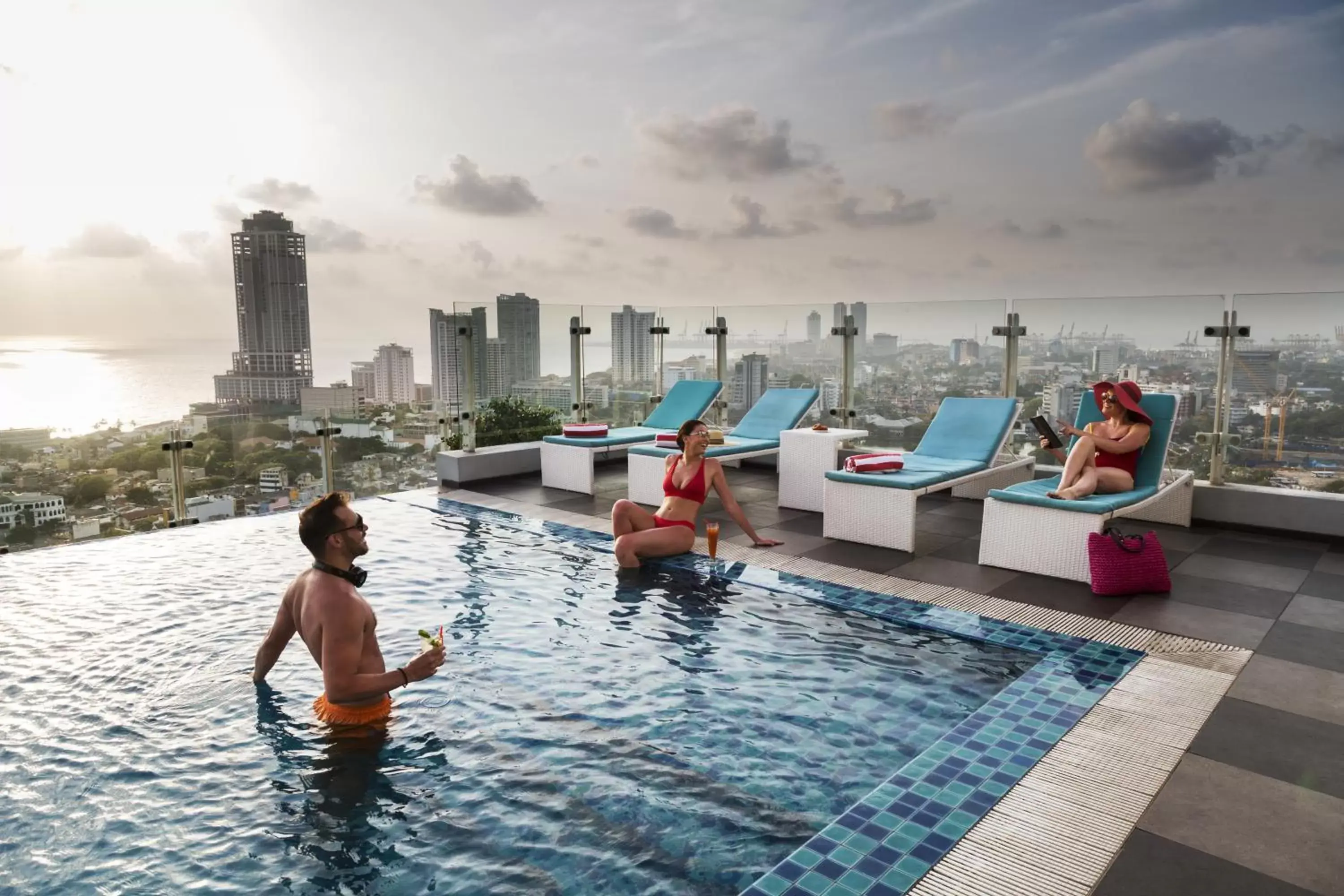 City view in Cinnamon Red Colombo City view in Cinnamon Red Colombo