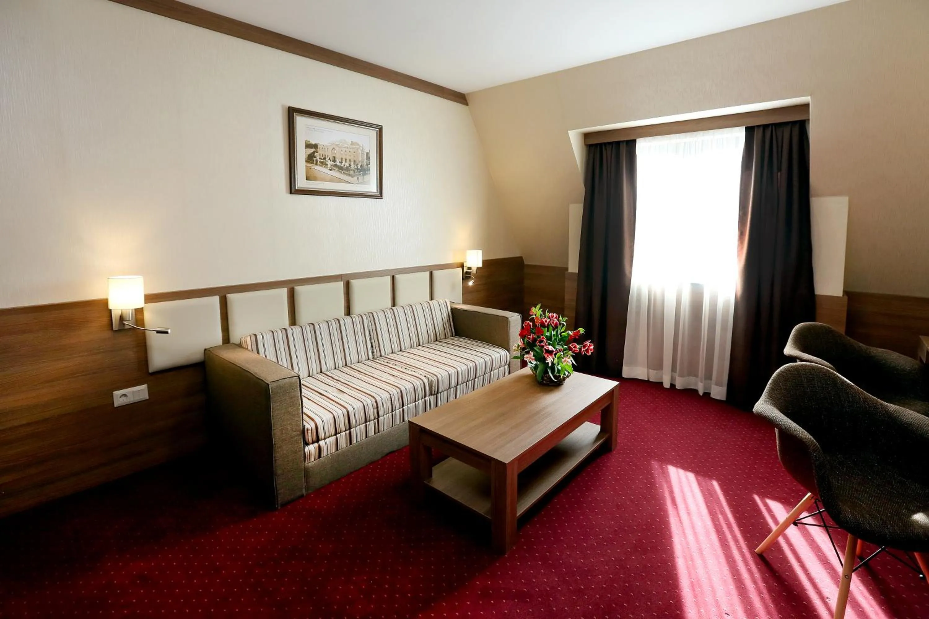 Living room, Bed in Hotel COOP, Sofia